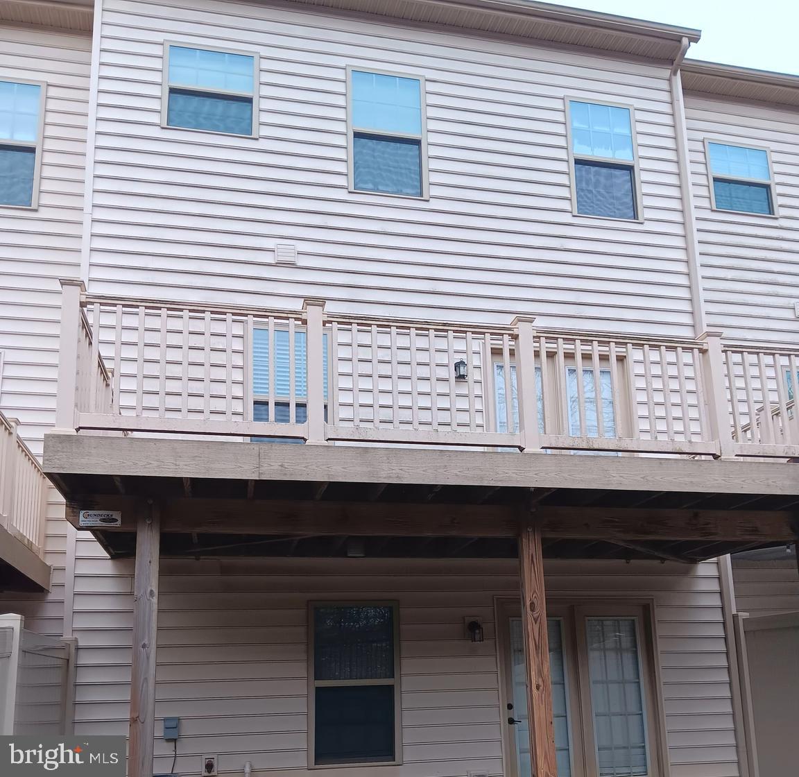 WESTSIDE - Residential Lease