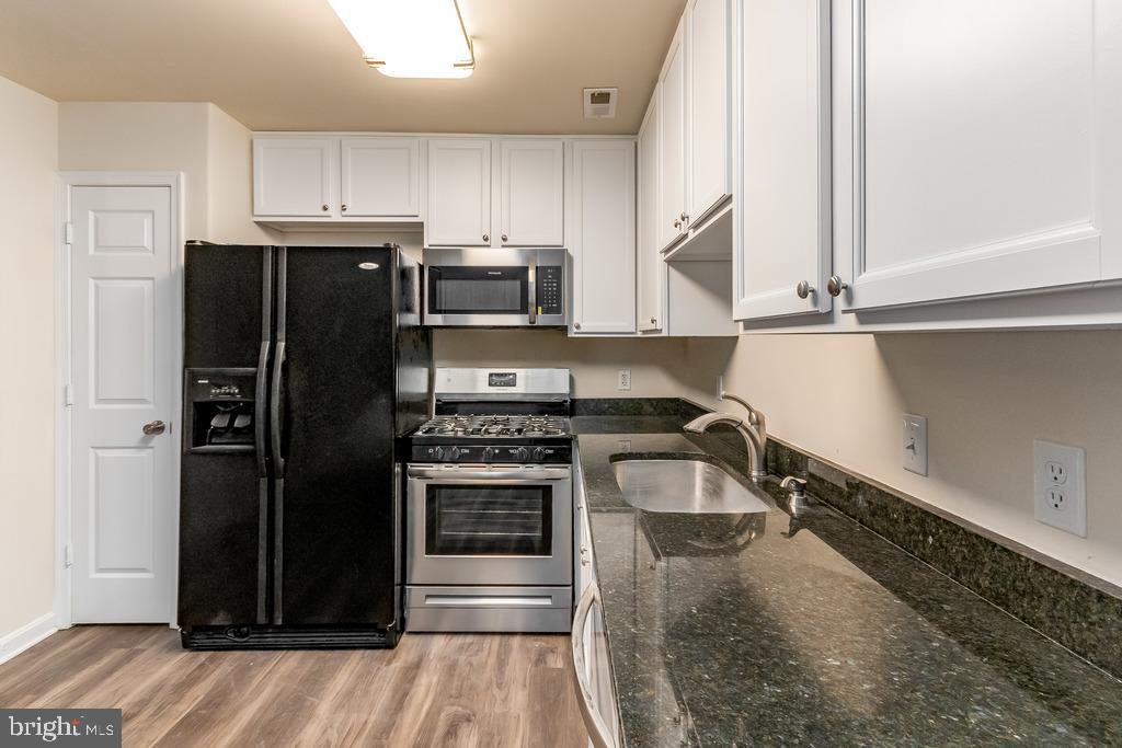 BELMONT AT CARMEL CHURCH - Residential