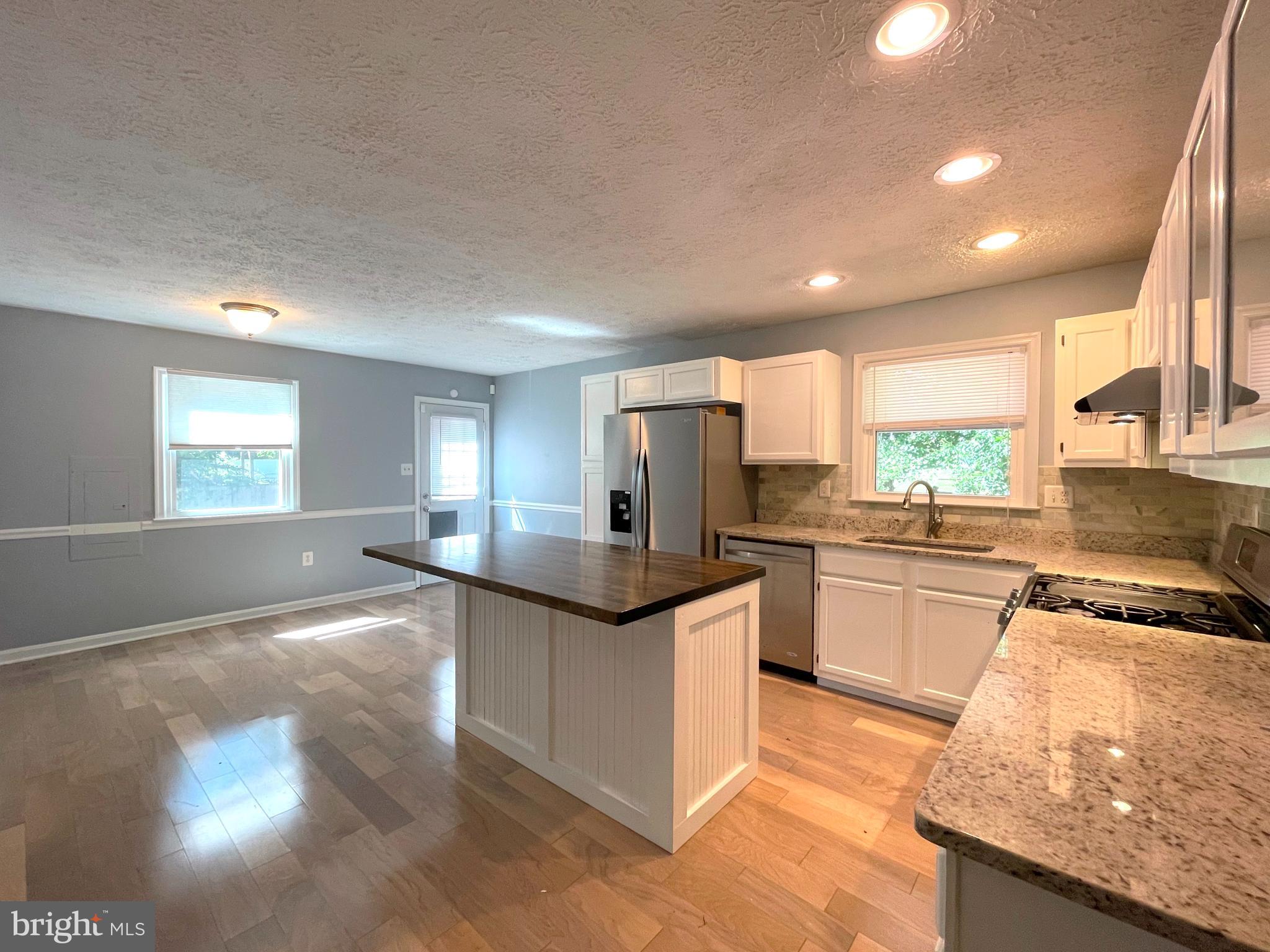 CLIFFTON ON THE POTOMAC - Residential Lease