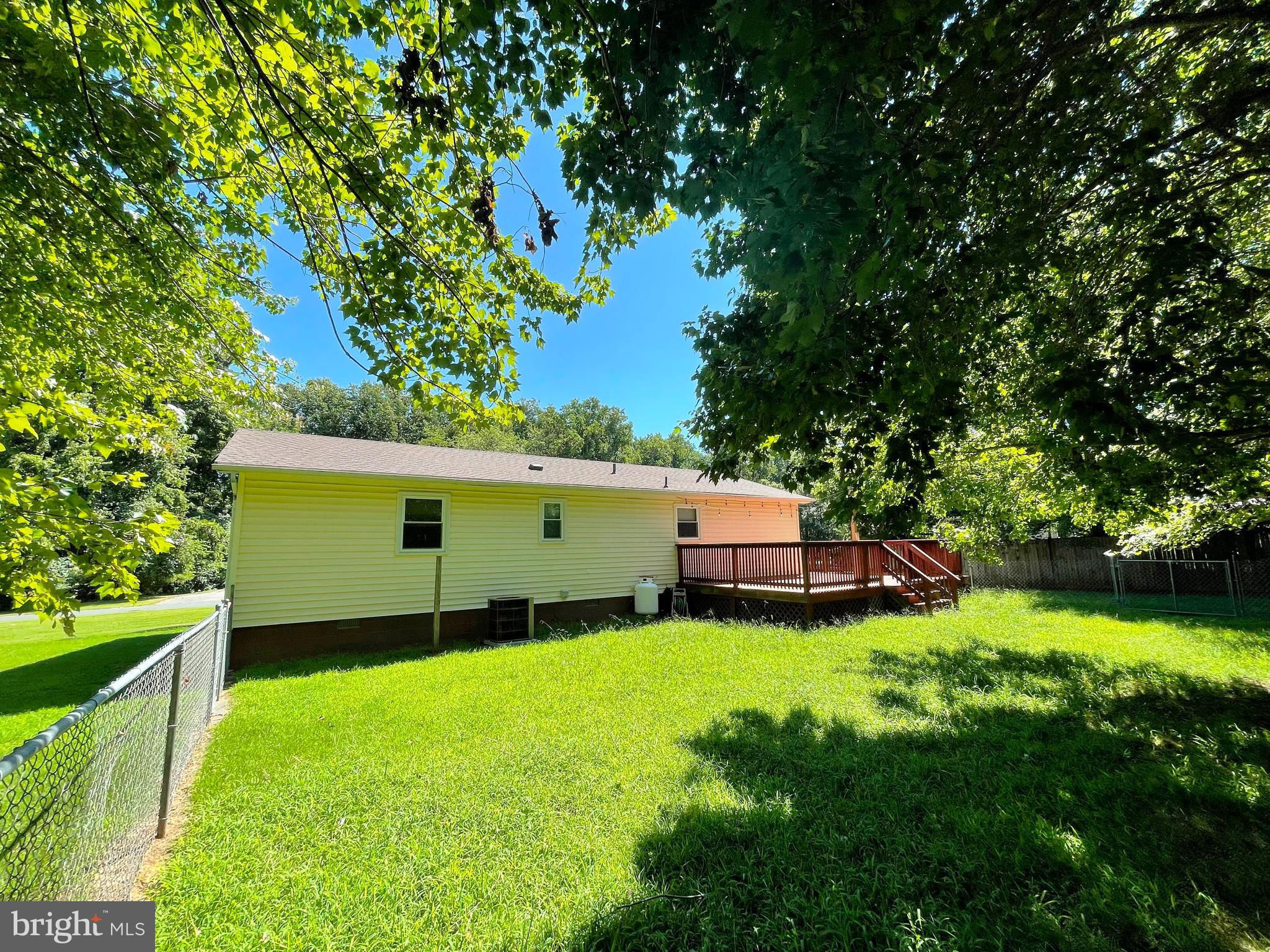 CLIFFTON ON THE POTOMAC - Residential Lease