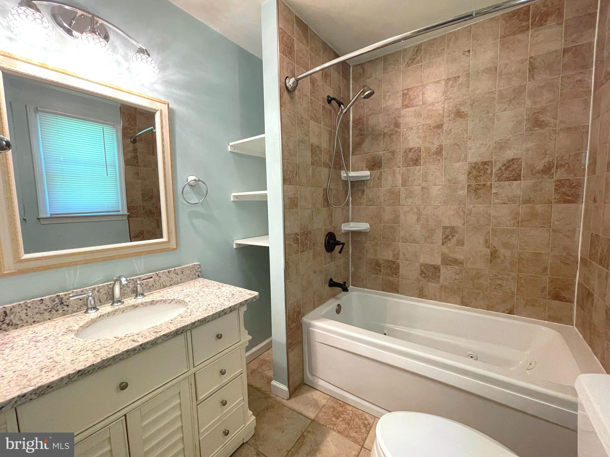 CLIFFTON ON THE POTOMAC - Residential Lease