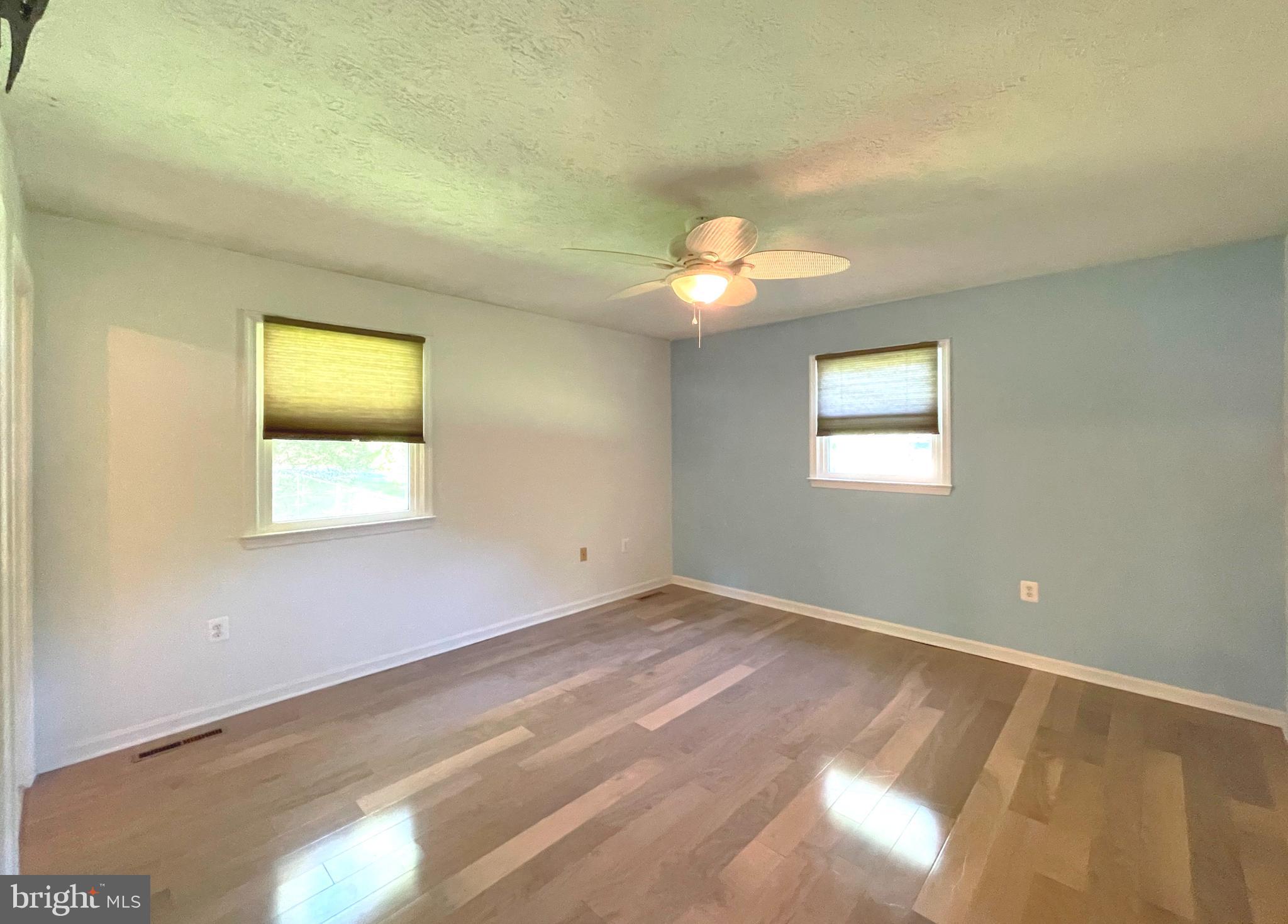 CLIFFTON ON THE POTOMAC - Residential Lease