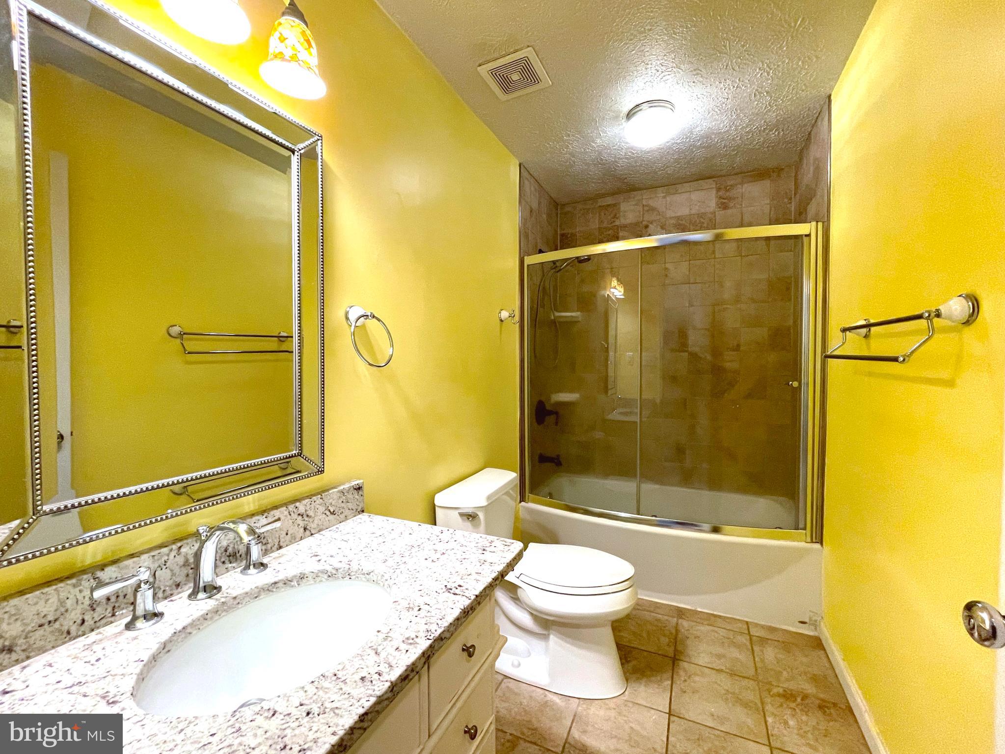 CLIFFTON ON THE POTOMAC - Residential Lease