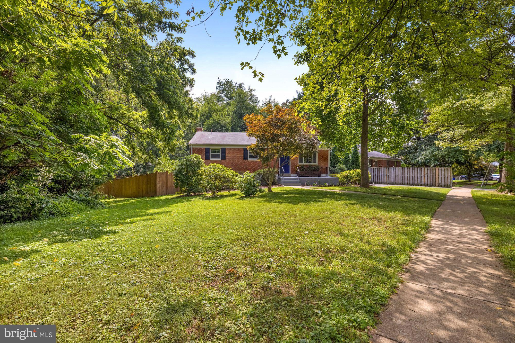 RANDOLPH HILLS - Residential Lease