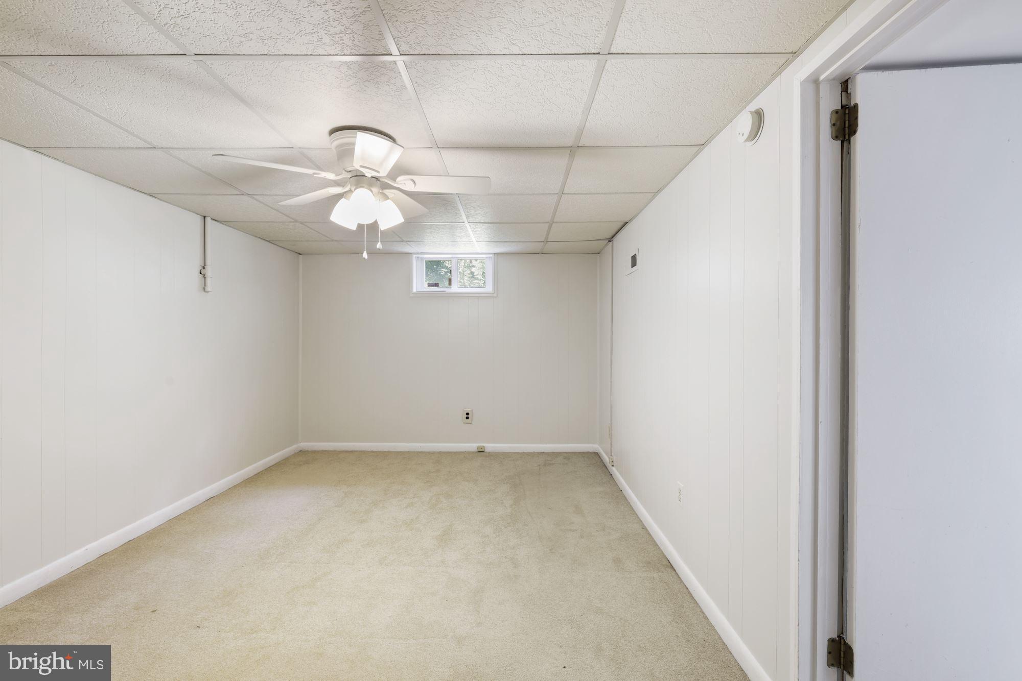 RANDOLPH HILLS - Residential Lease