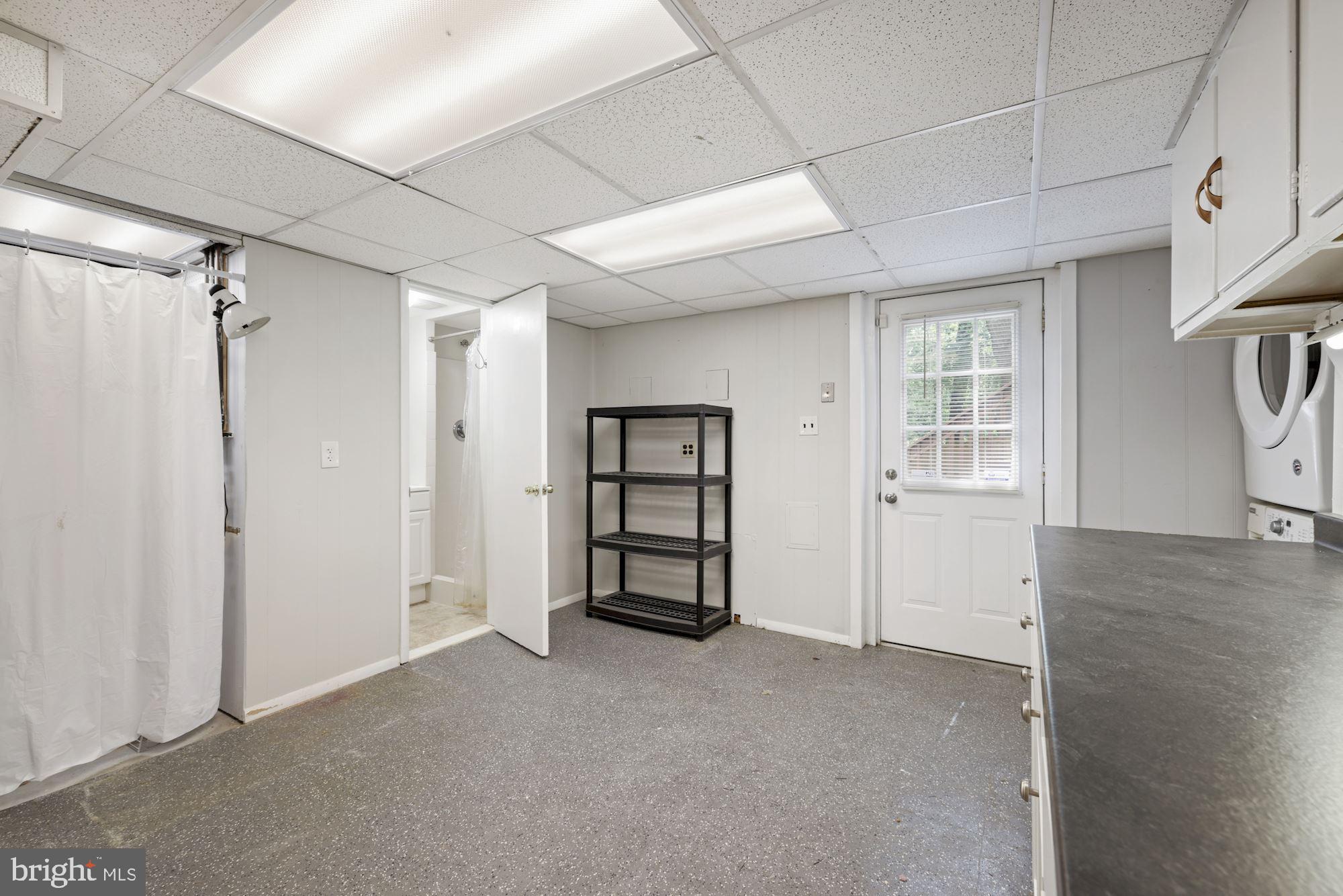 RANDOLPH HILLS - Residential Lease