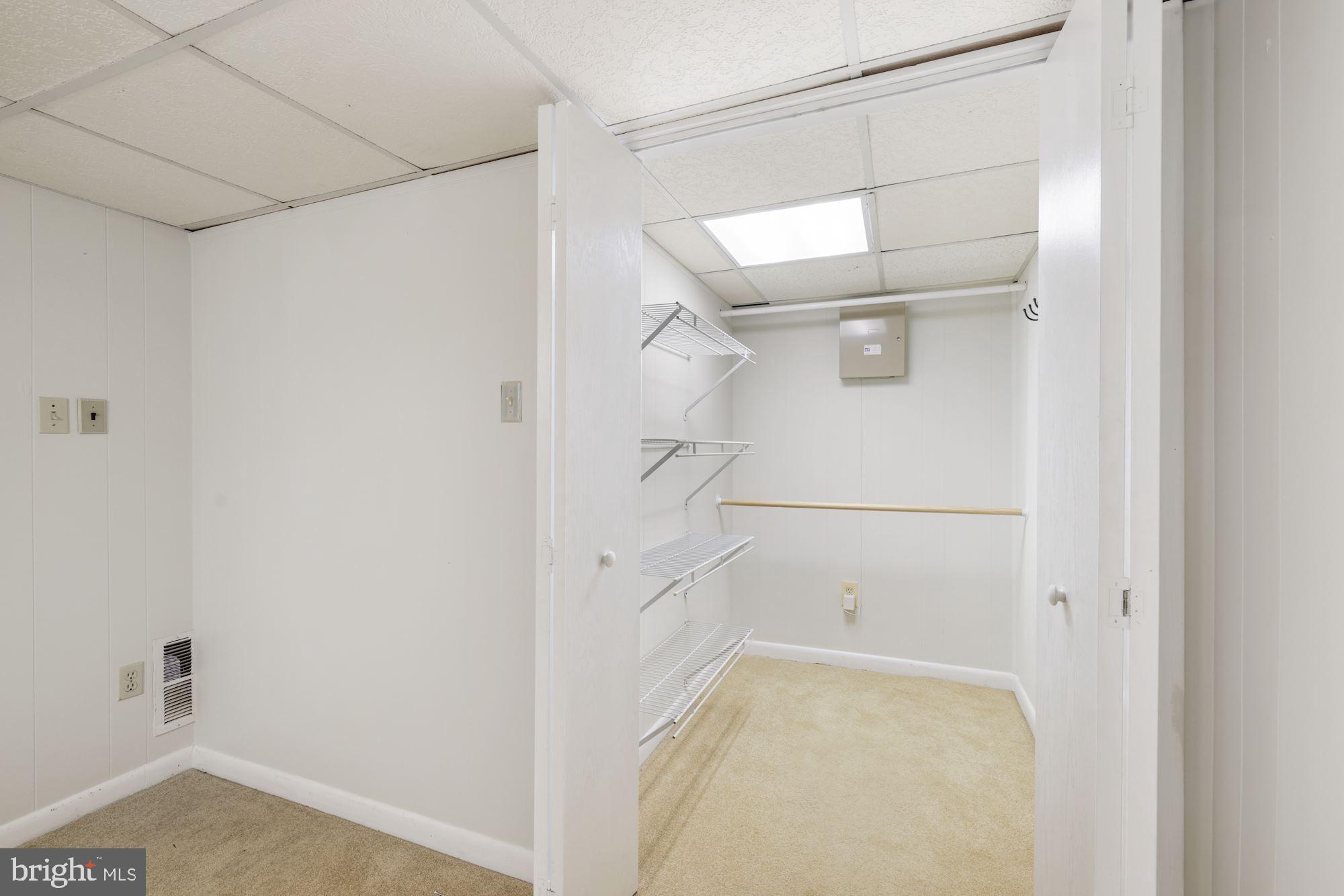 RANDOLPH HILLS - Residential Lease