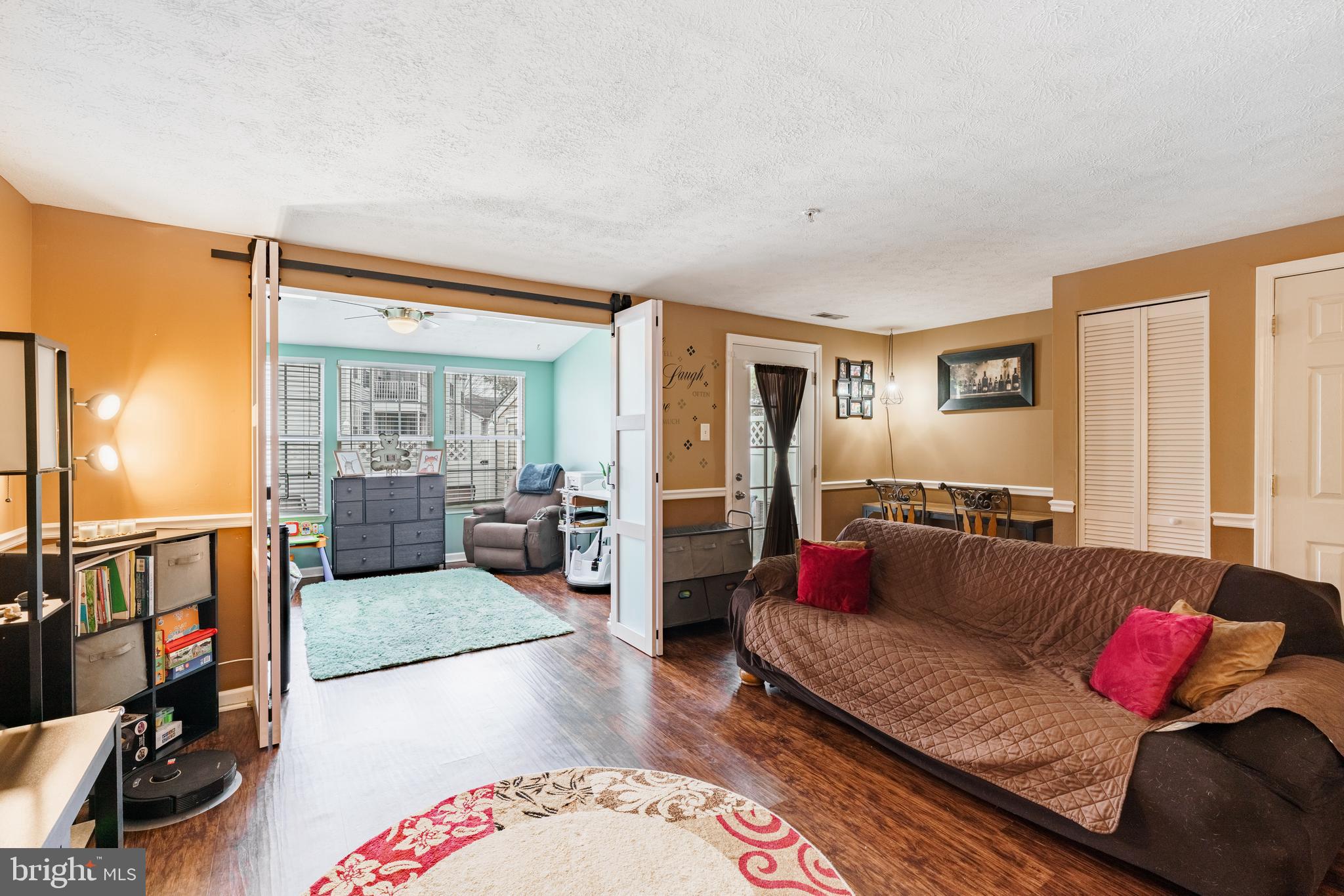 BRENTWOOD CONDO - Residential