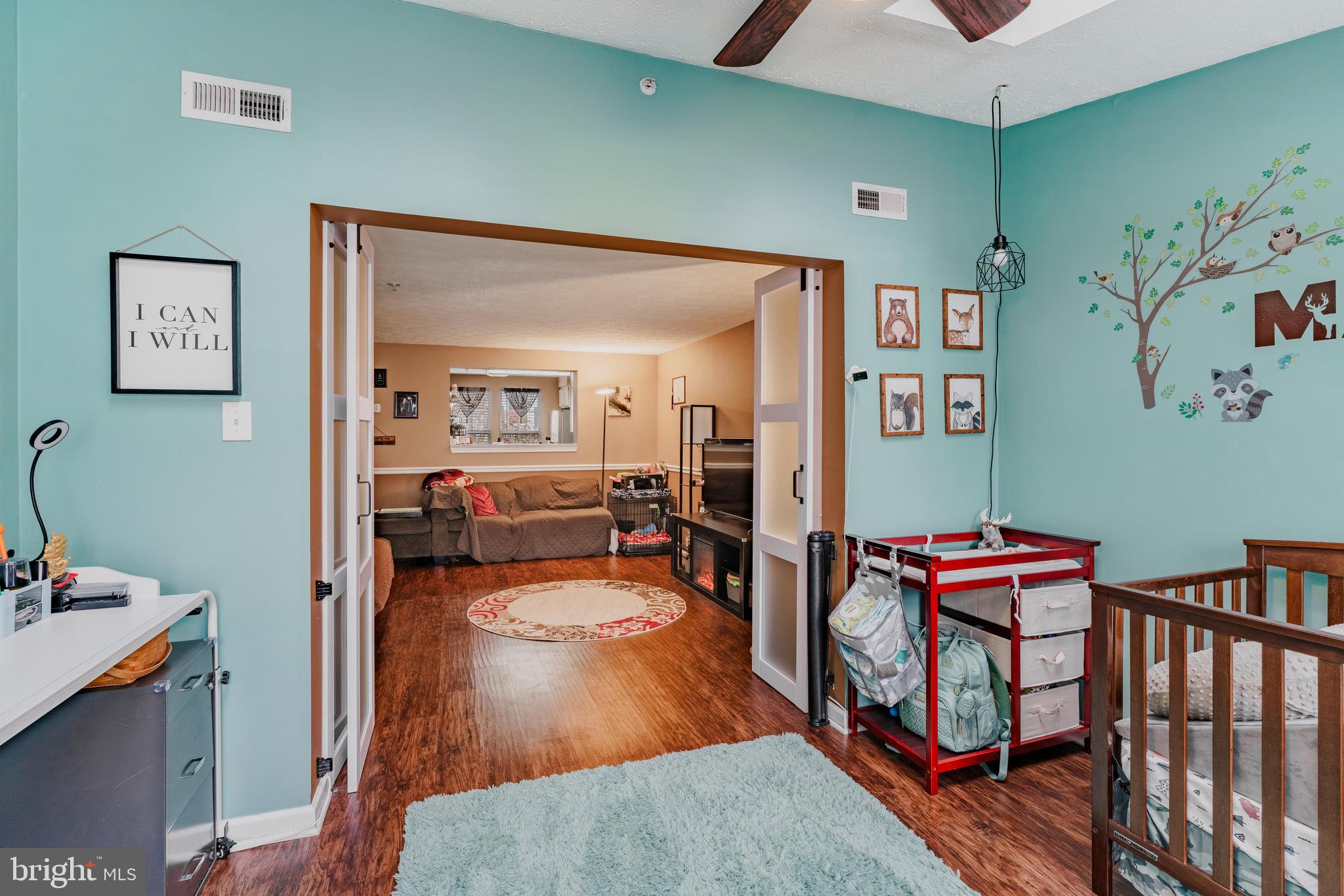 BRENTWOOD CONDO - Residential