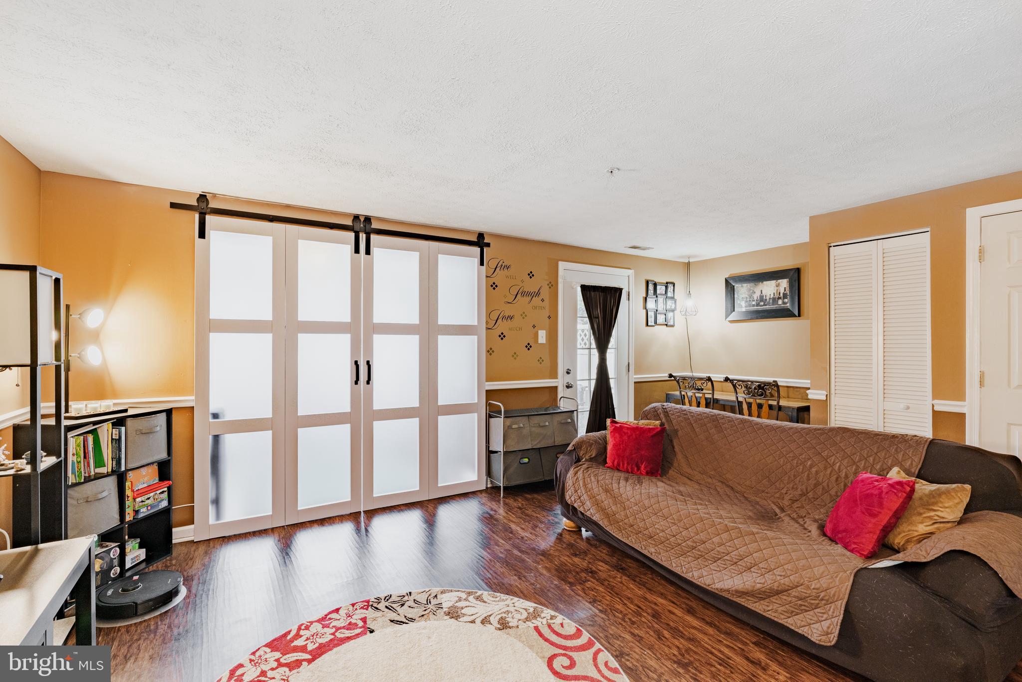 BRENTWOOD CONDO - Residential