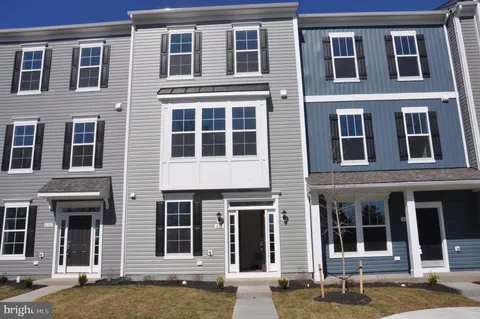 632 Hemsworth Lane, Winchester, VA MLS: VAWI2007528