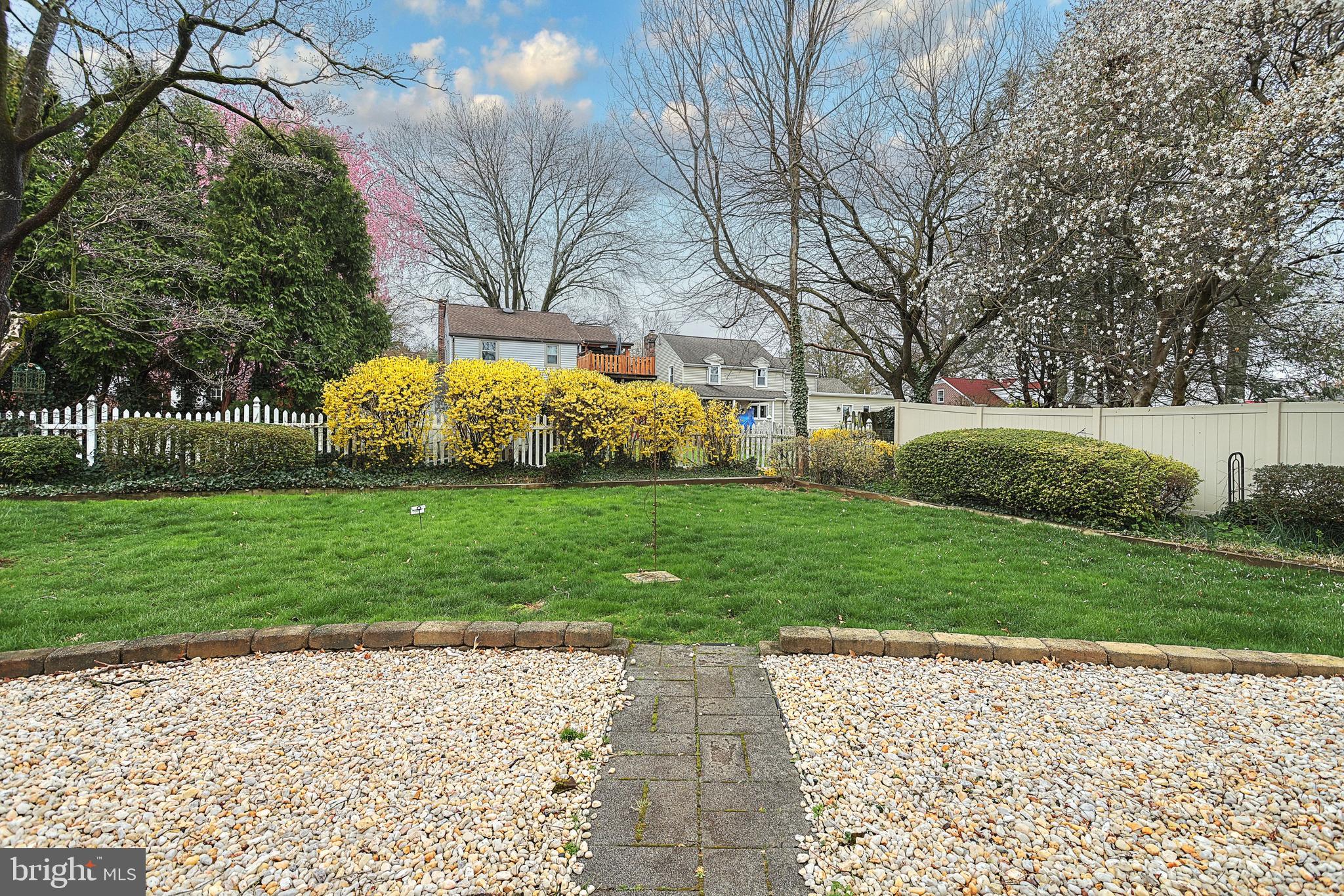 EAST YORK - Residential