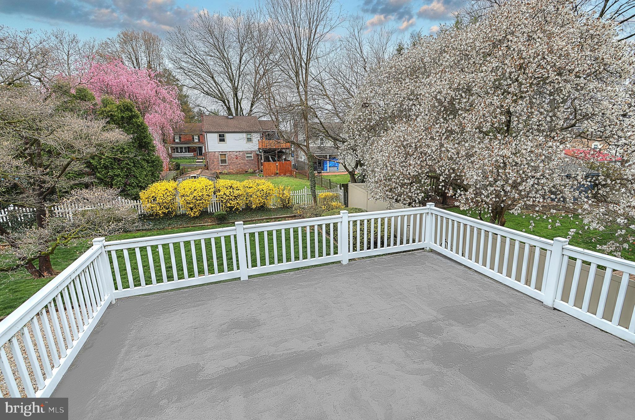 EAST YORK - Residential