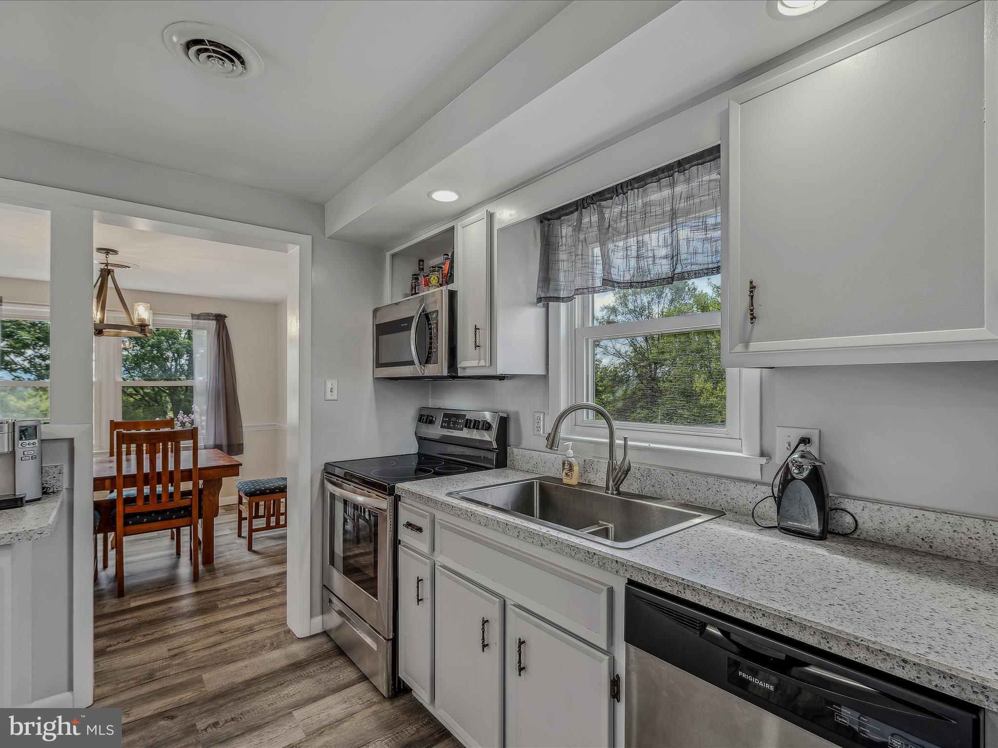 SPRING VALLEY - Residential