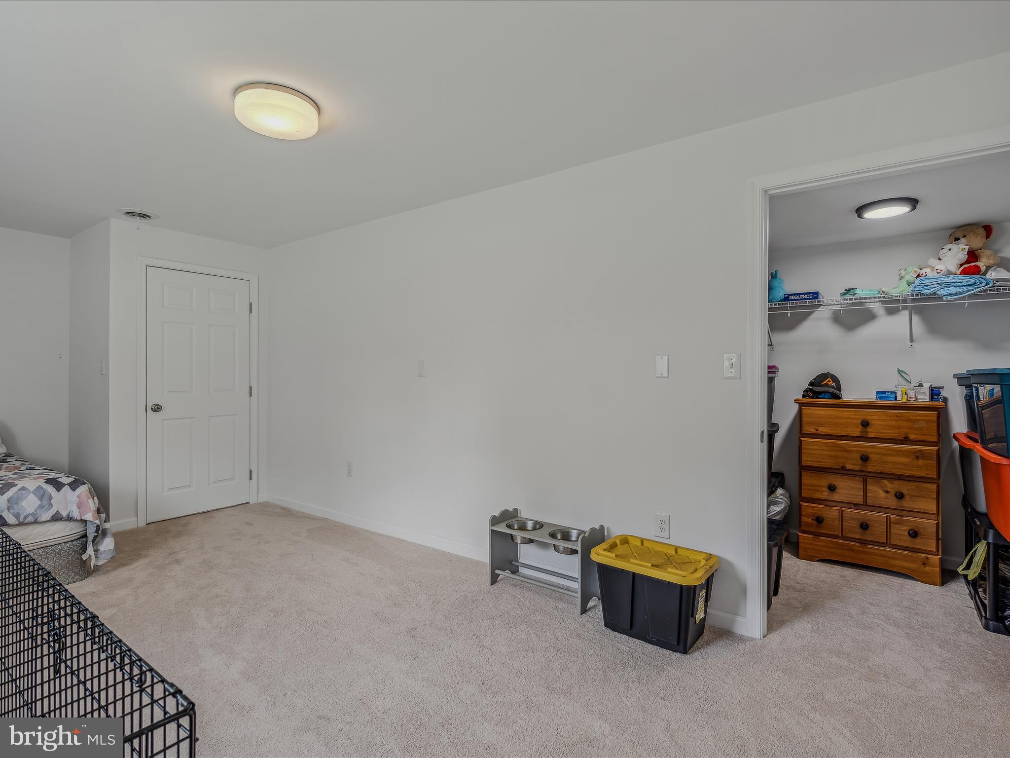 SPRING VALLEY - Residential