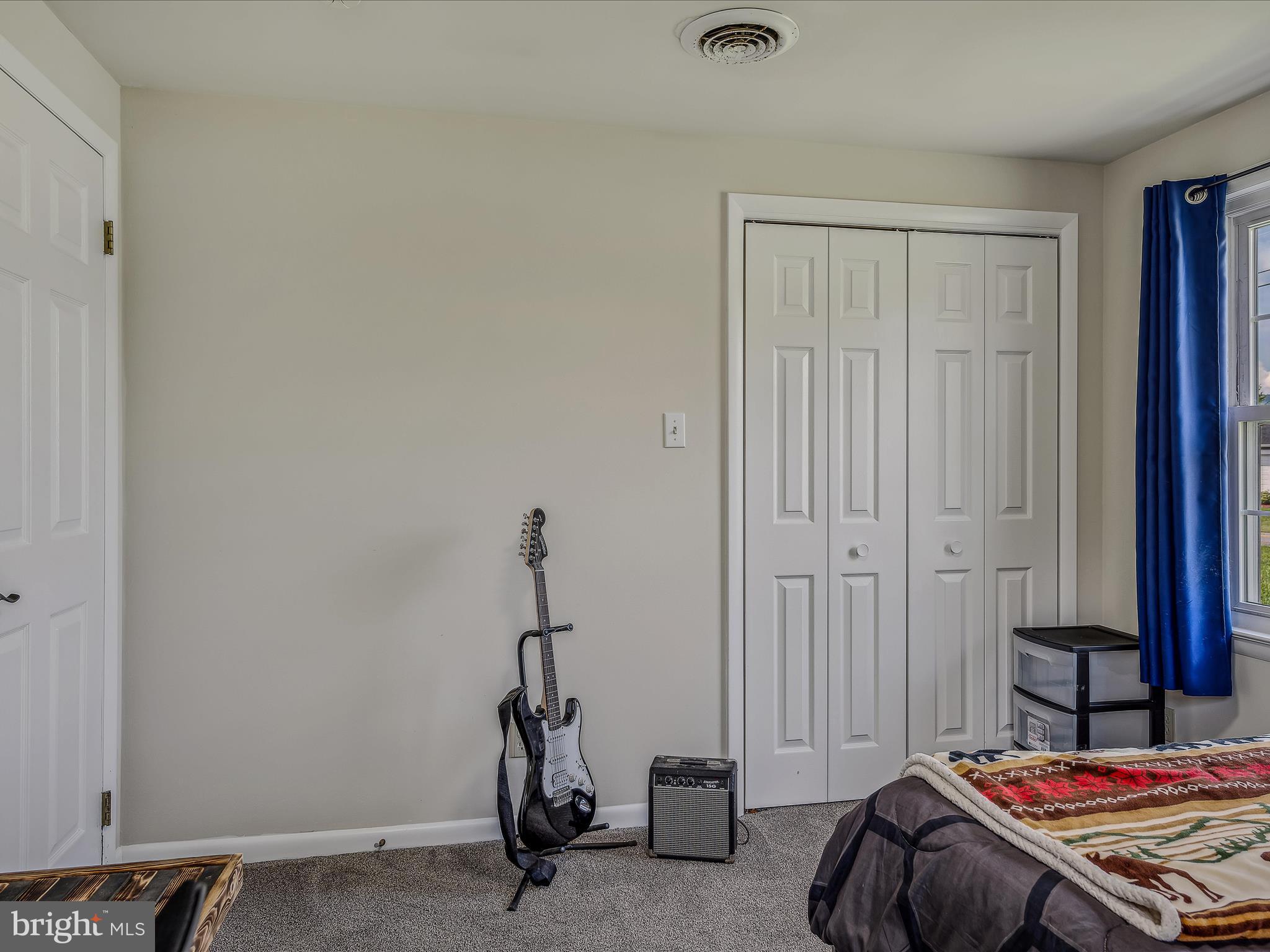 SPRING VALLEY - Residential