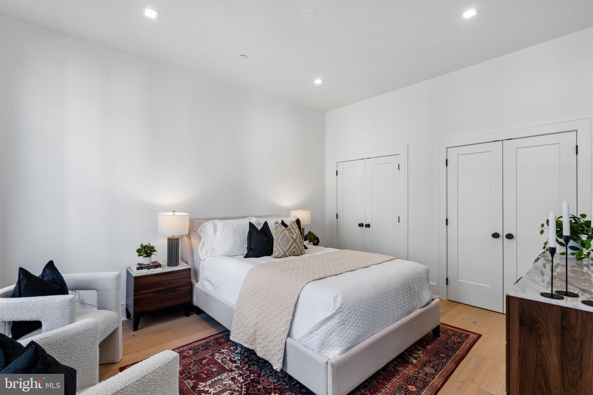 OLD CITY - Residential