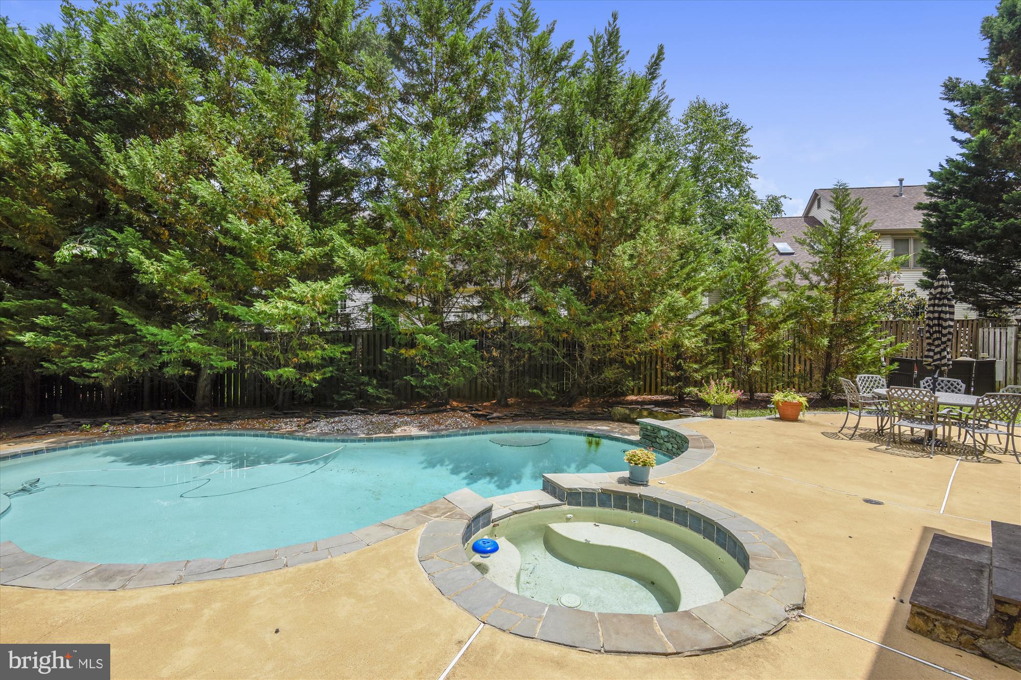 COLLINGWOOD SPRINGS - Residential