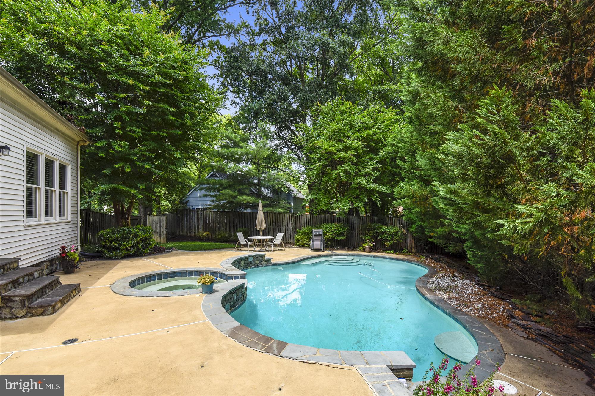 COLLINGWOOD SPRINGS - Residential