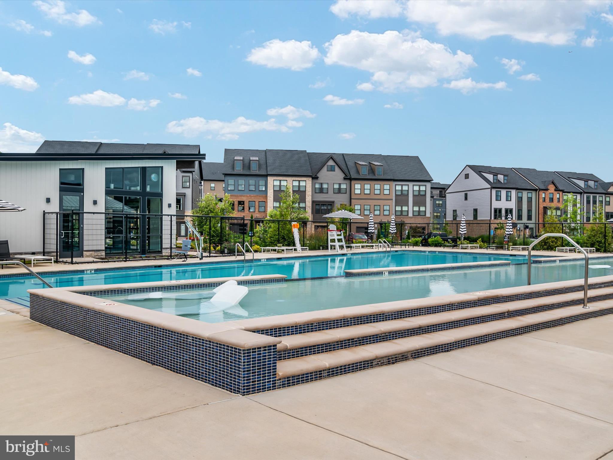 TANYARD SHORES - Residential