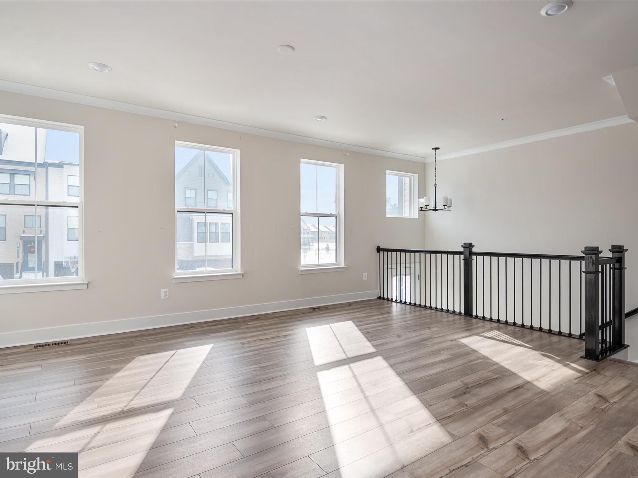 TANYARD SHORES - Residential