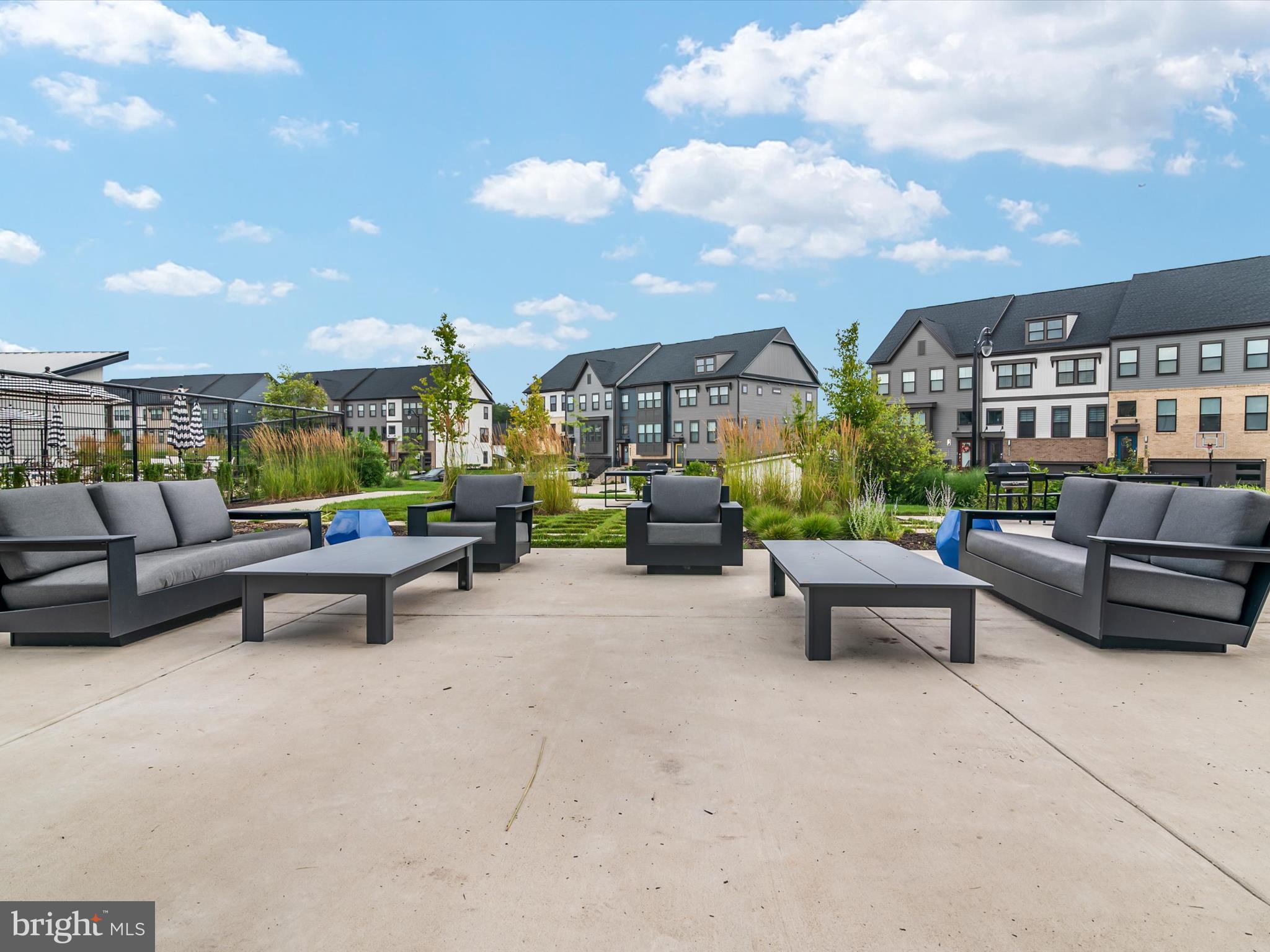 TANYARD SHORES - Residential