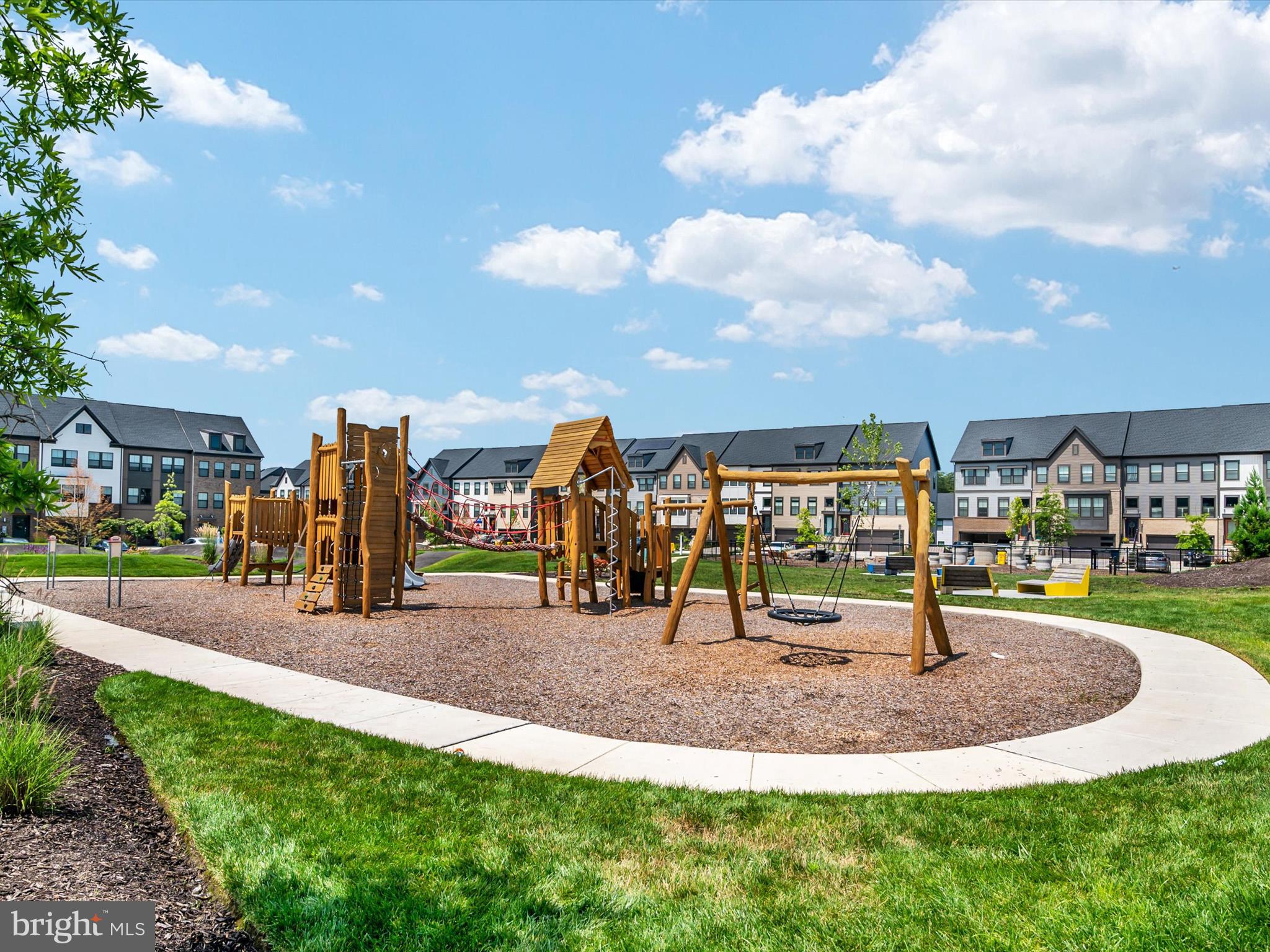 TANYARD SHORES - Residential