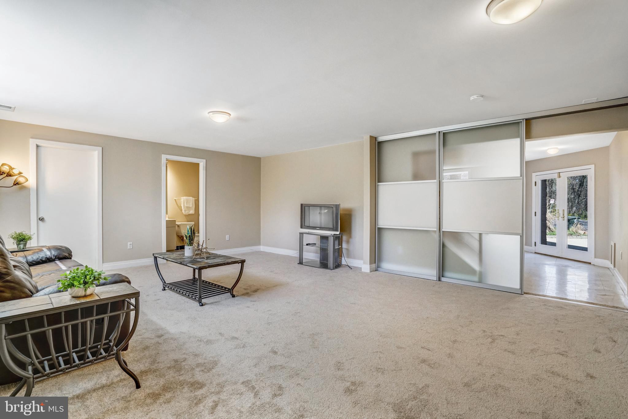 BERKSHIRE OAKWOOD - Residential