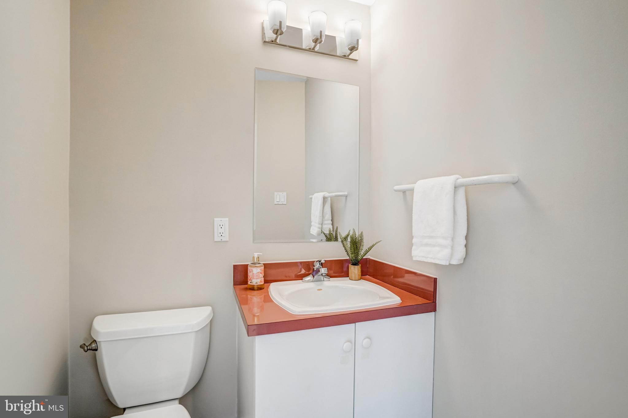 BERKSHIRE OAKWOOD - Residential