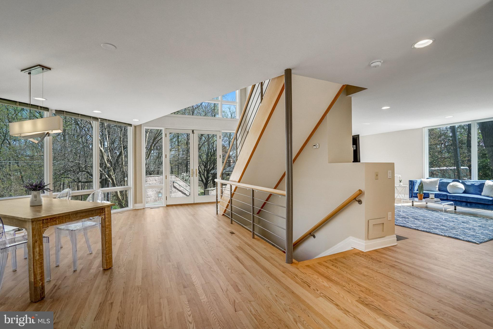 BERKSHIRE OAKWOOD - Residential