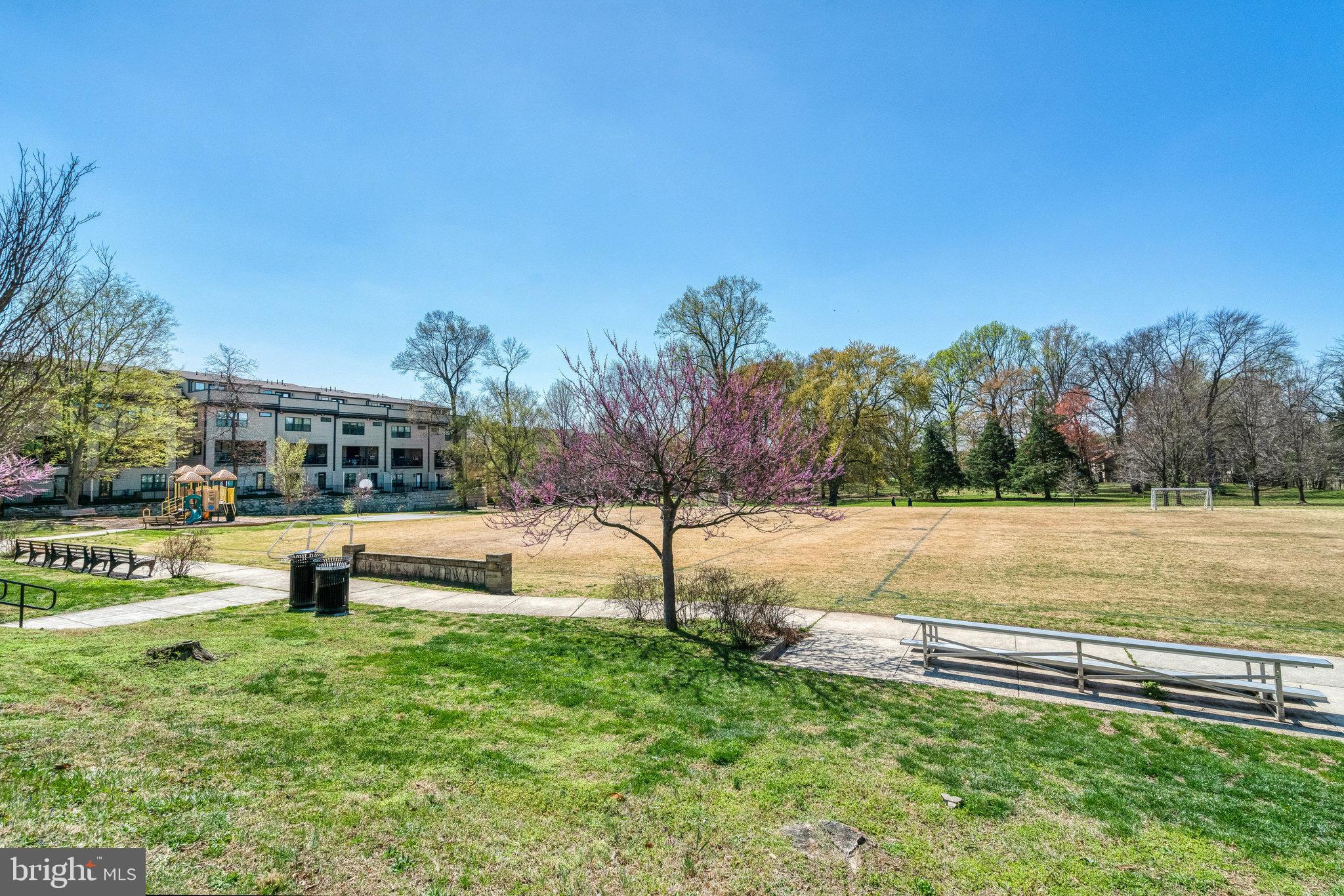 BERKSHIRE OAKWOOD - Residential