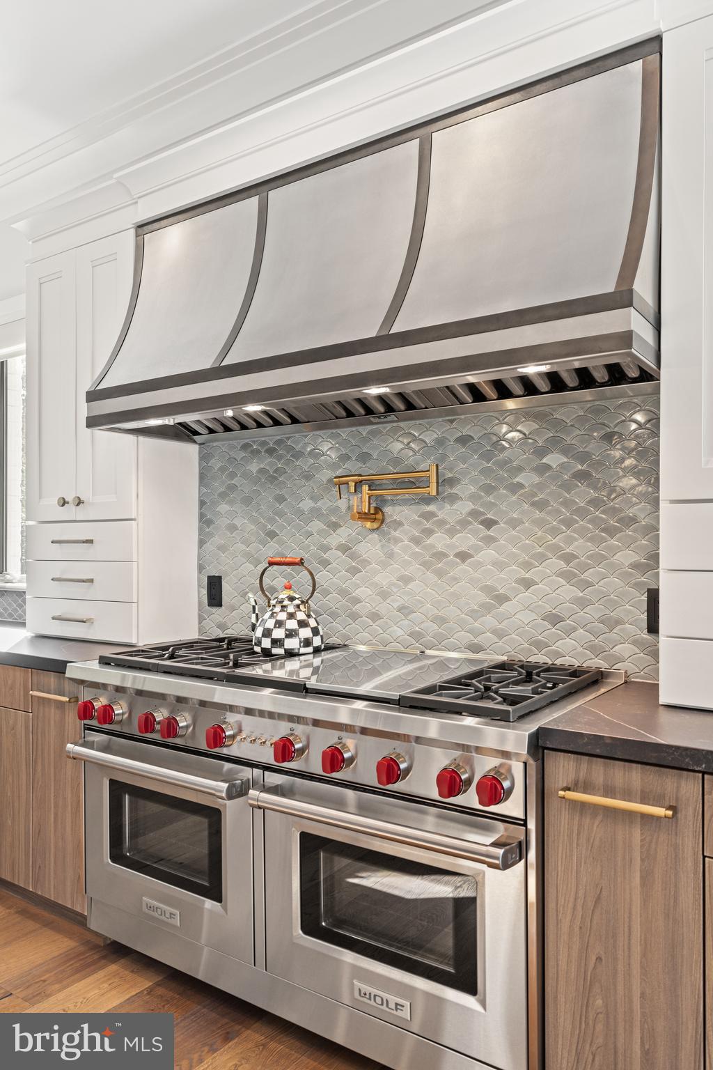 WOODHAVEN - Residential