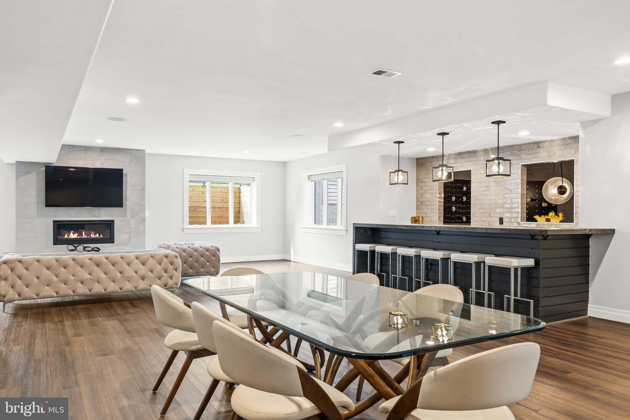 WOODHAVEN - Residential