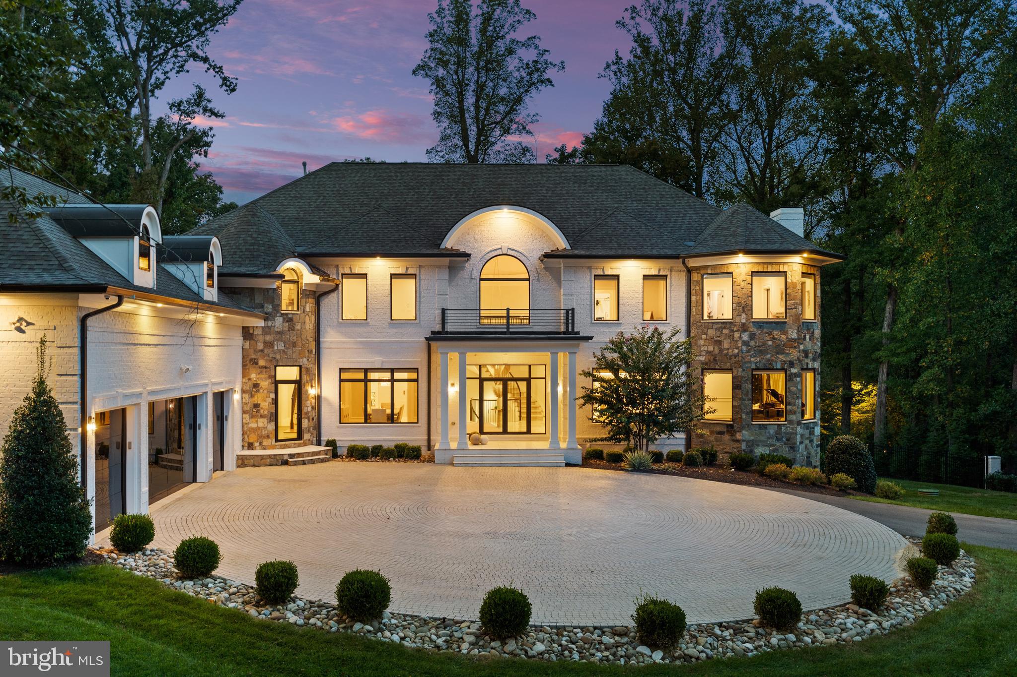 WOODHAVEN - Residential