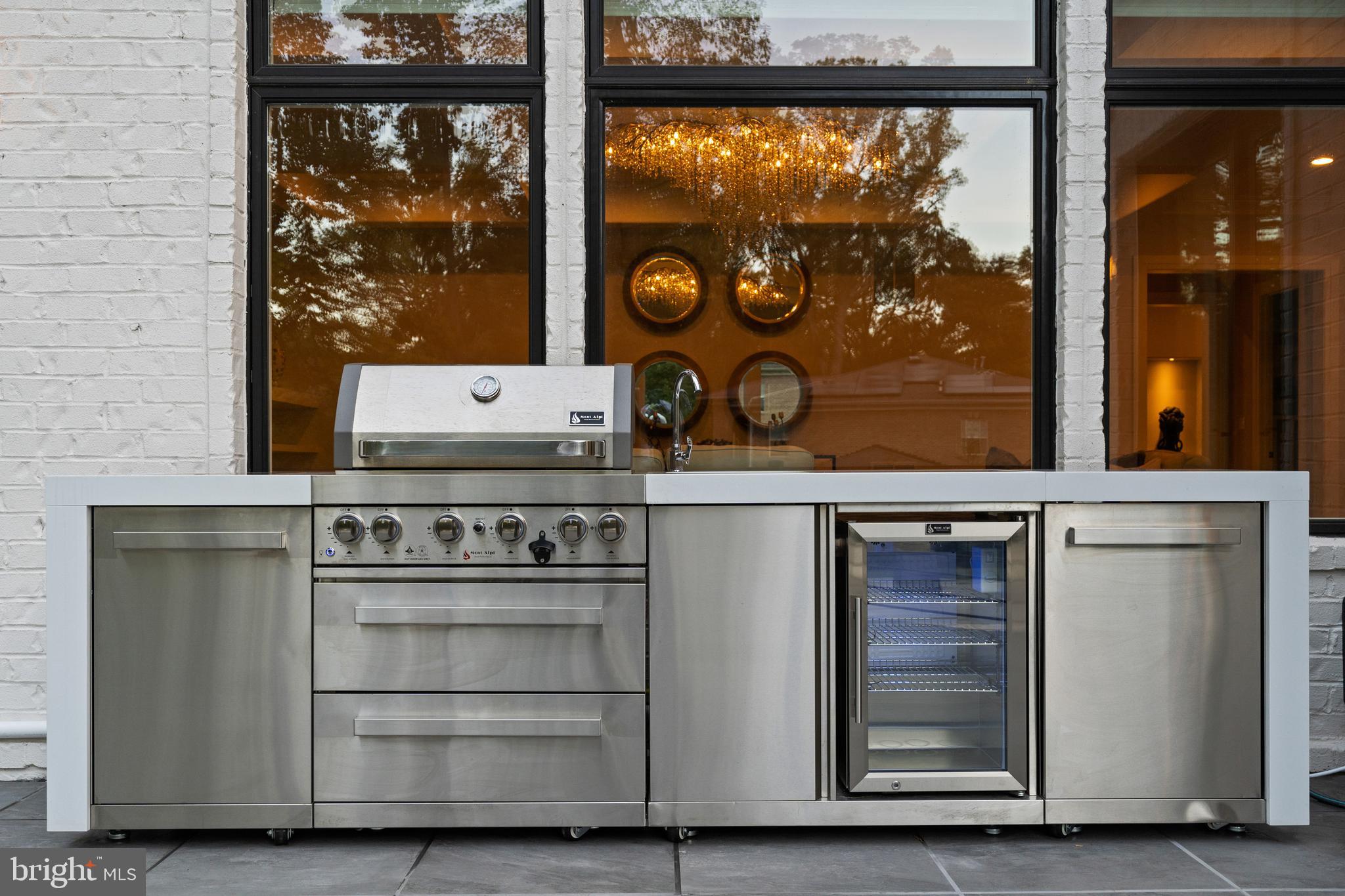 WOODHAVEN - Residential