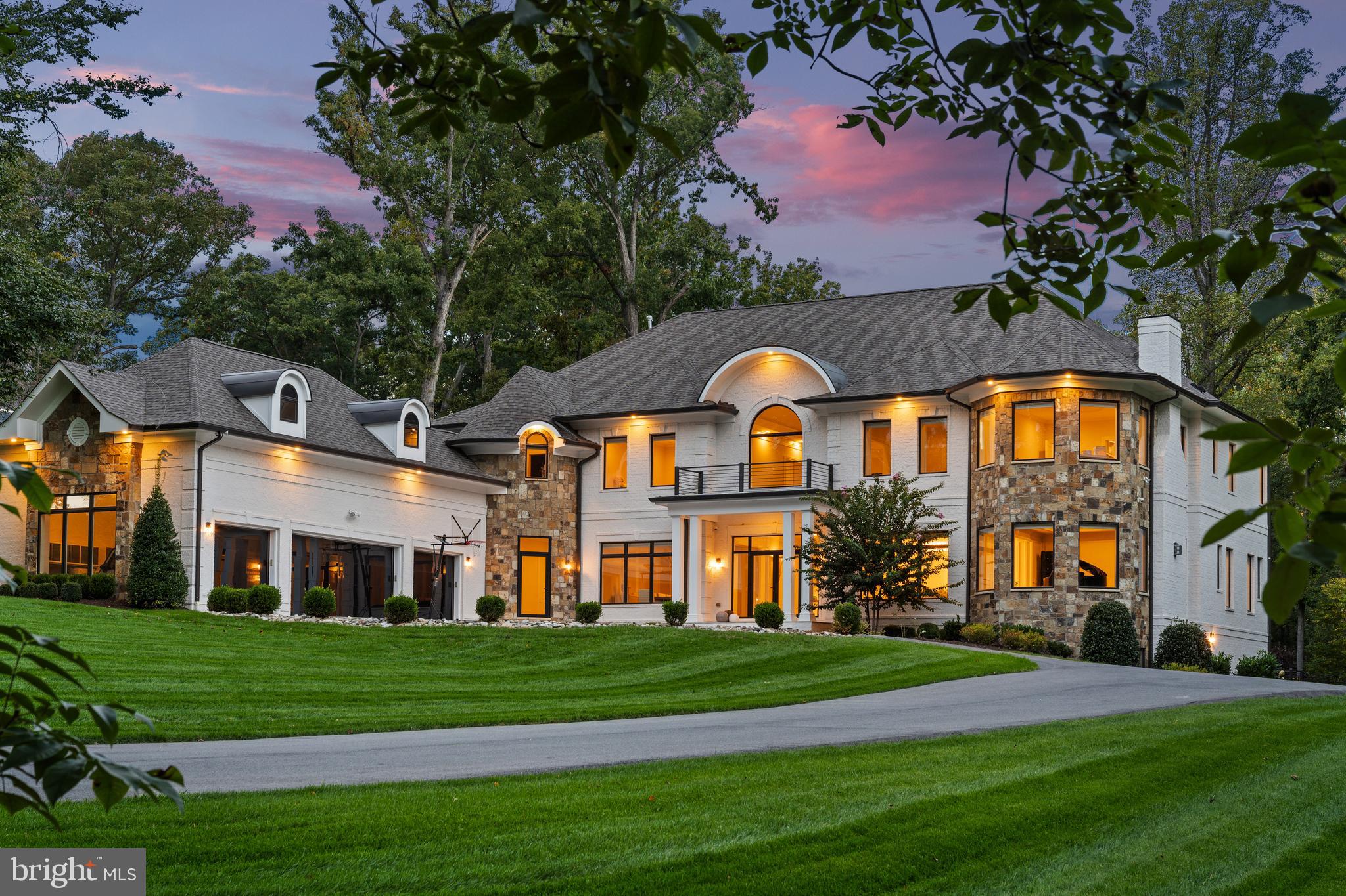 WOODHAVEN - Residential