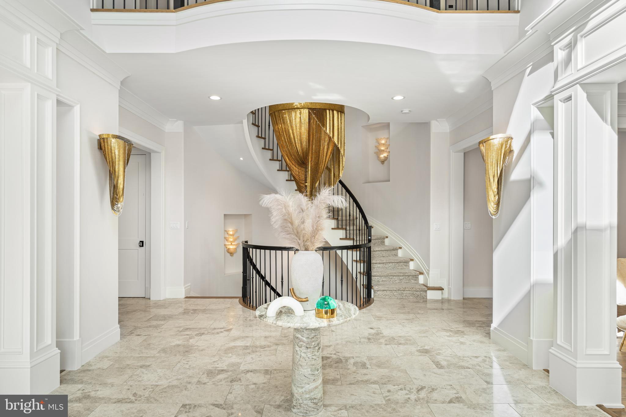 WOODHAVEN - Residential