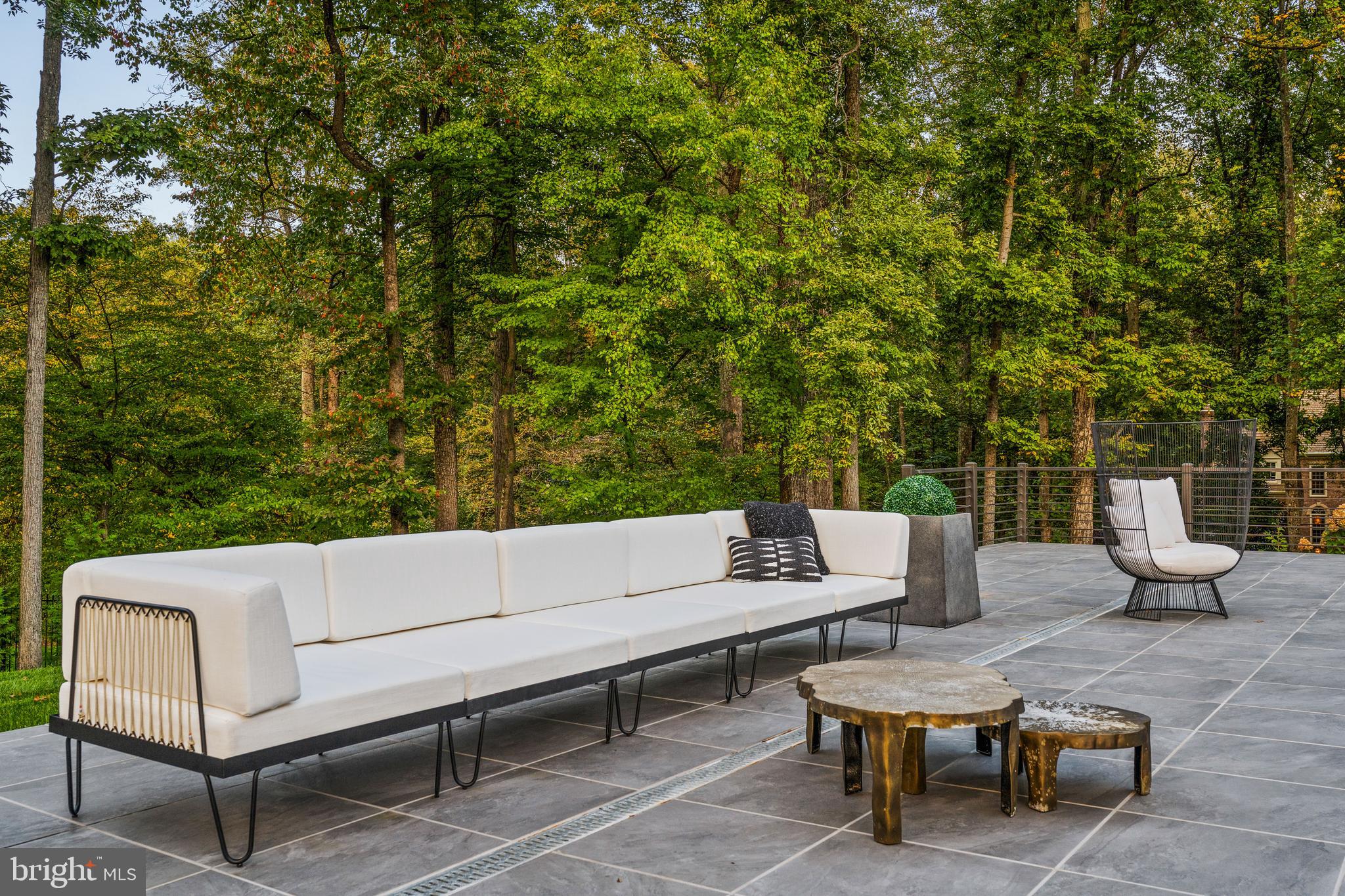 WOODHAVEN - Residential