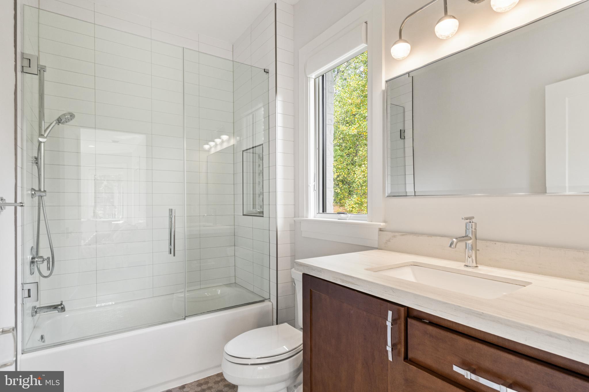 WOODHAVEN - Residential