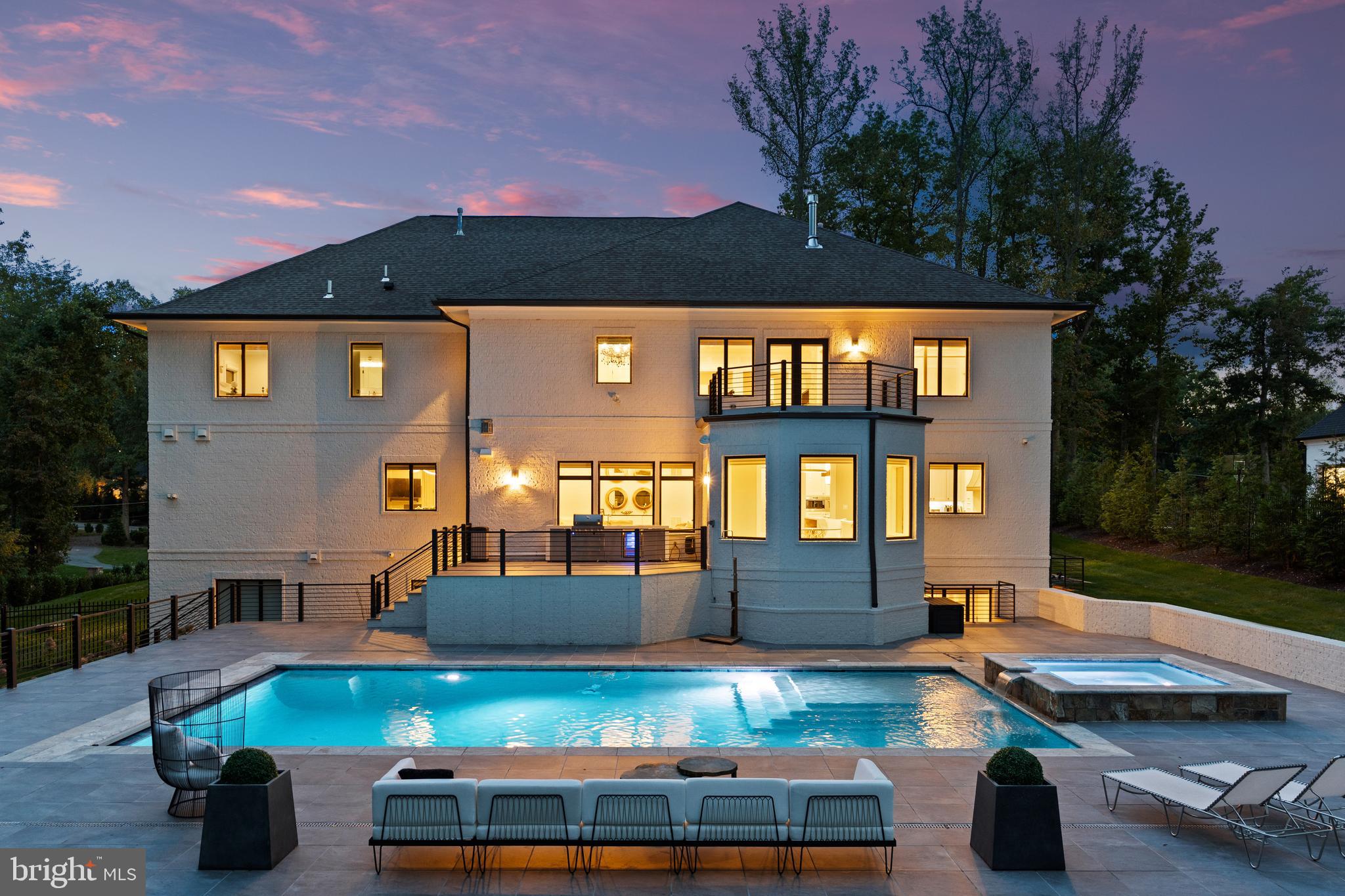 WOODHAVEN - Residential