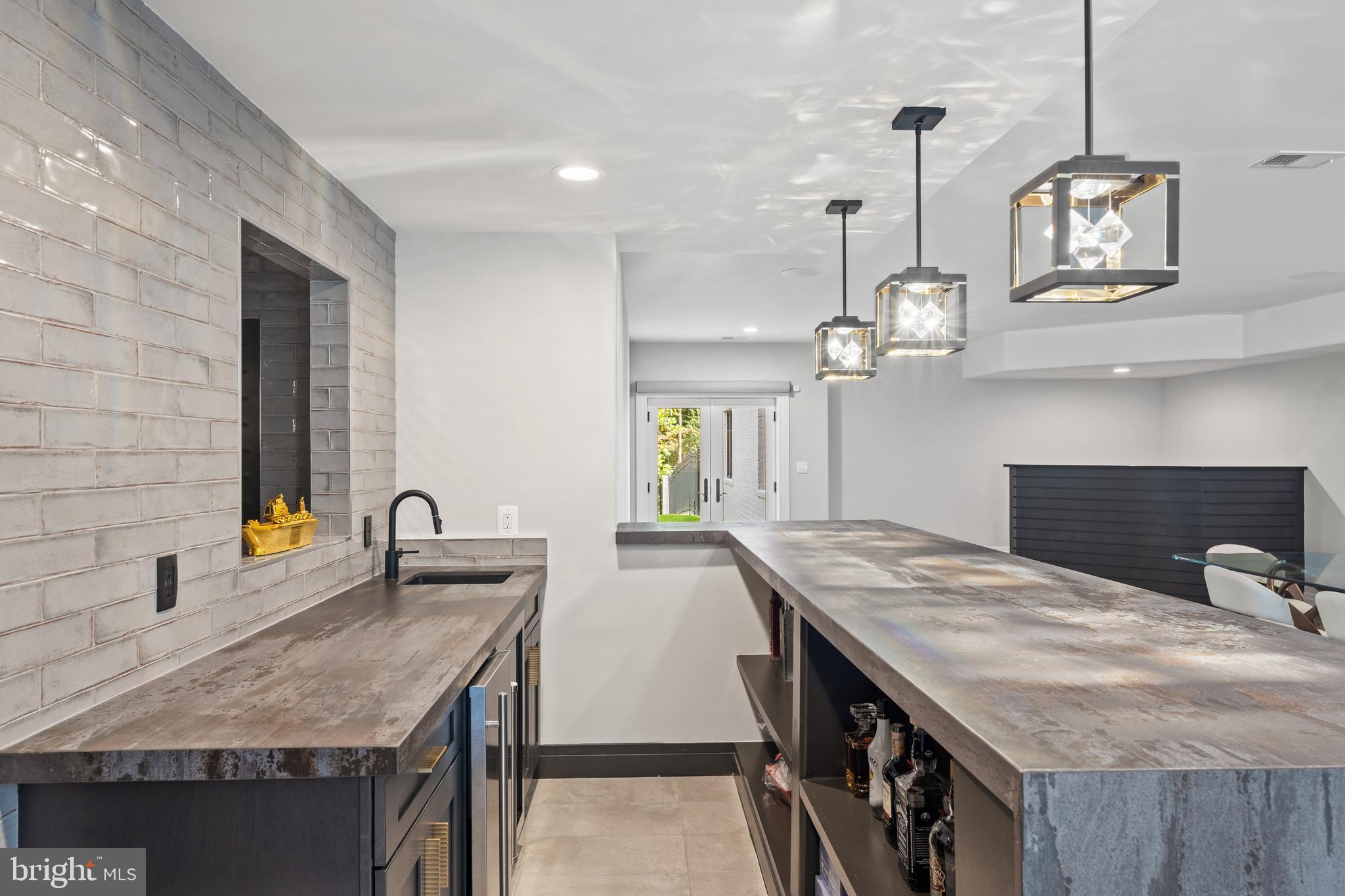 WOODHAVEN - Residential