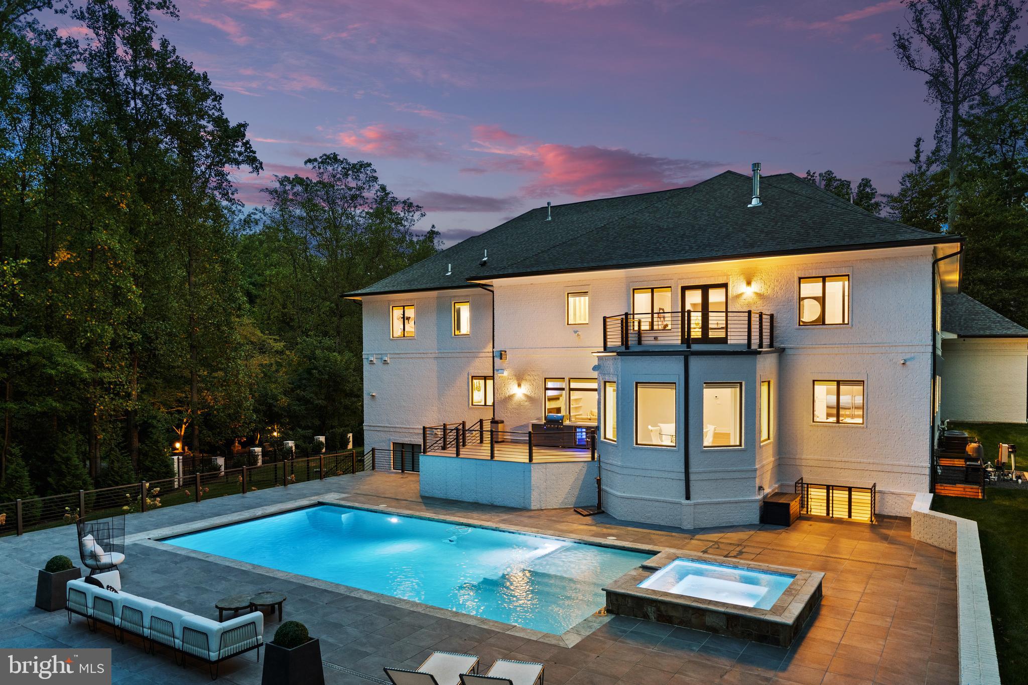 WOODHAVEN - Residential