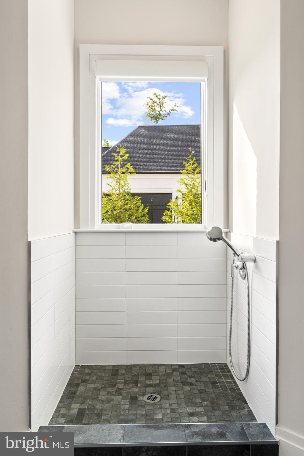 WOODHAVEN - Residential