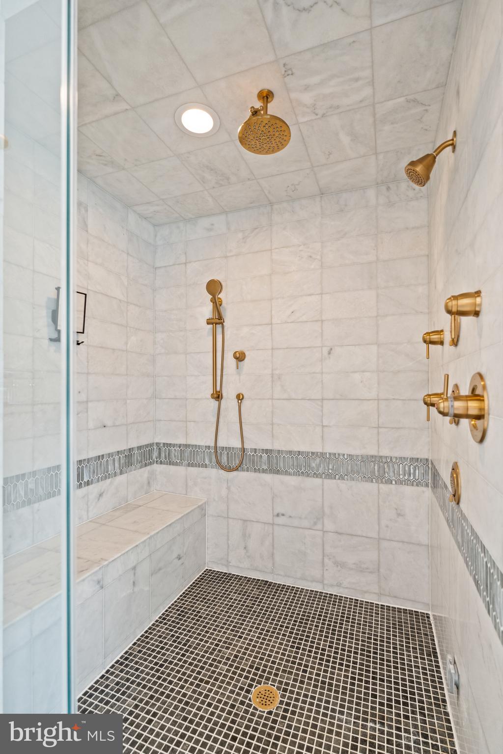 WOODHAVEN - Residential