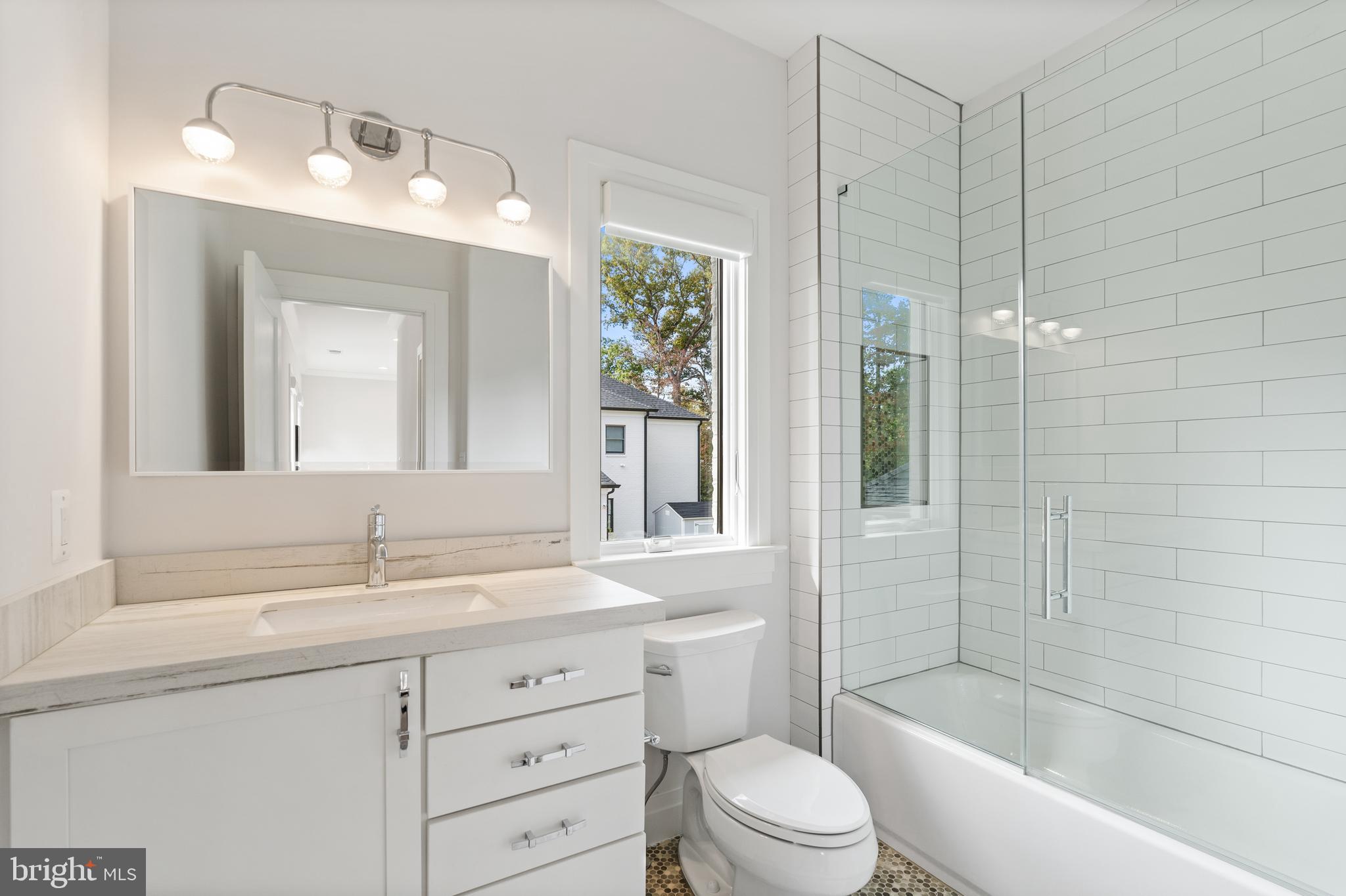 WOODHAVEN - Residential