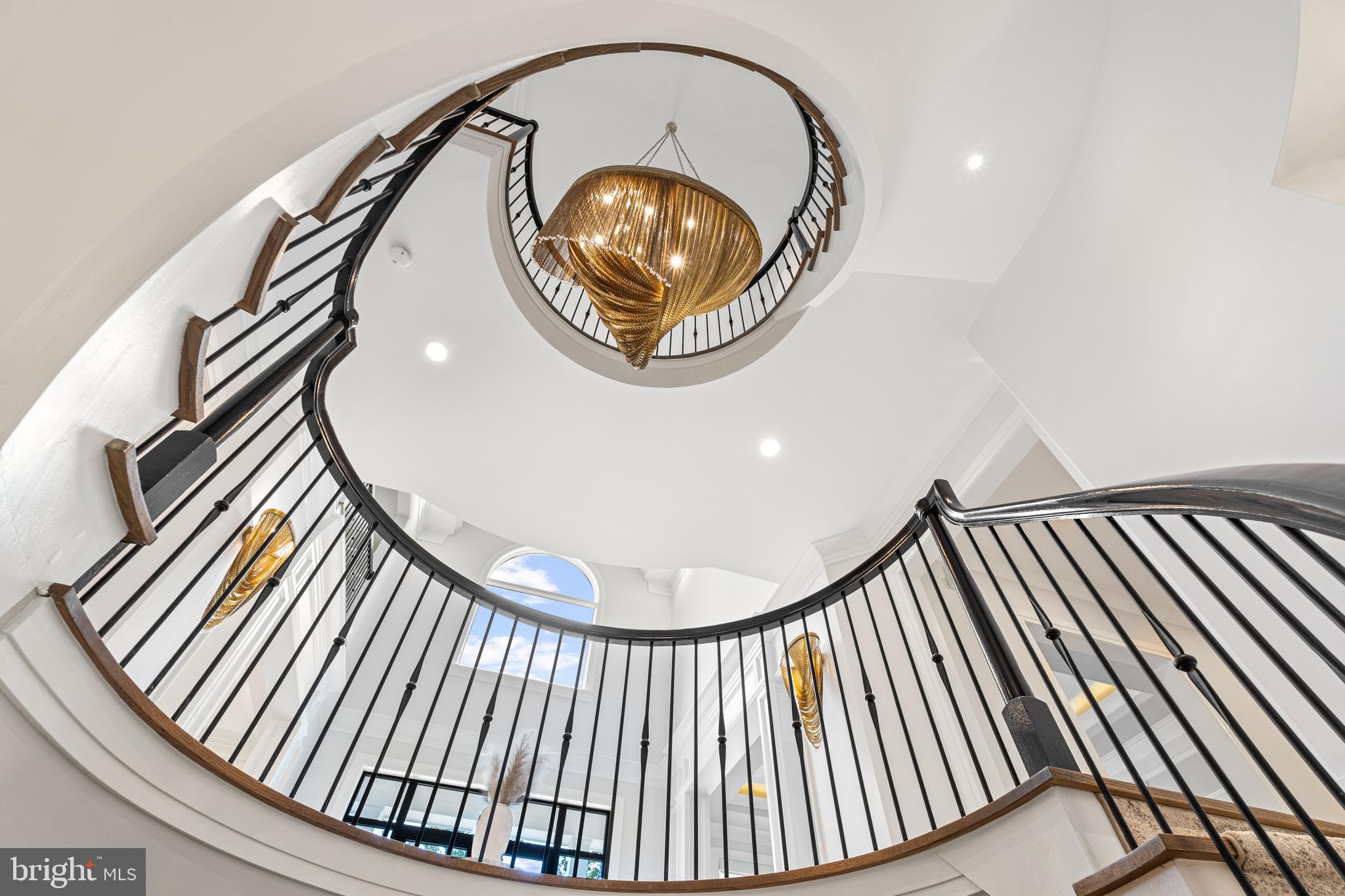 WOODHAVEN - Residential