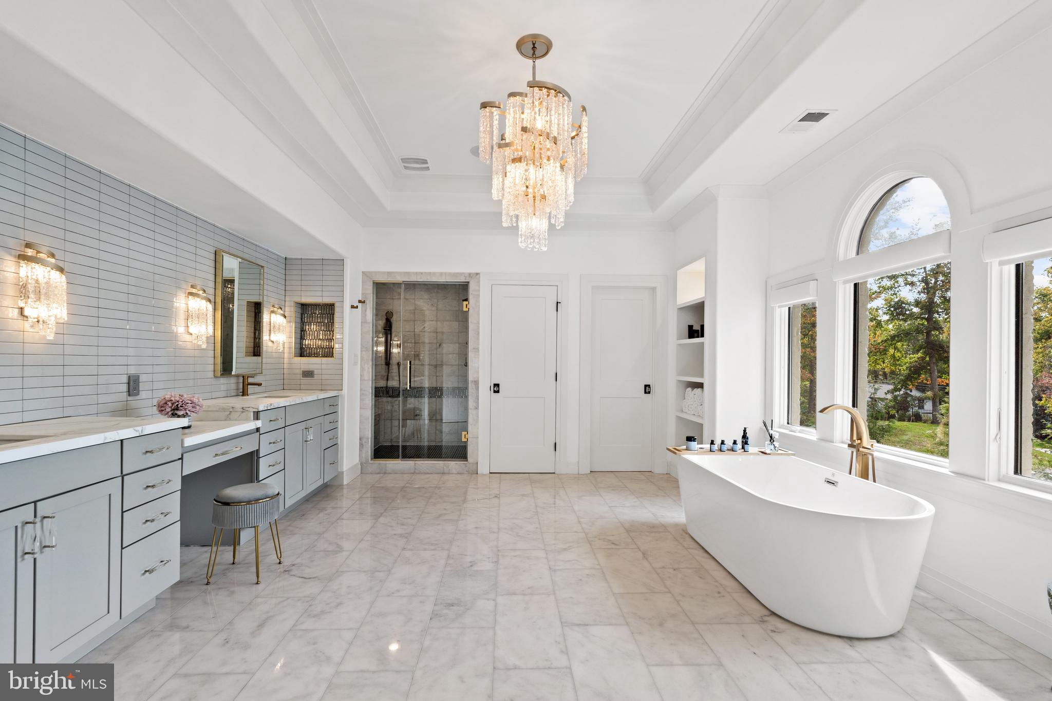 WOODHAVEN - Residential