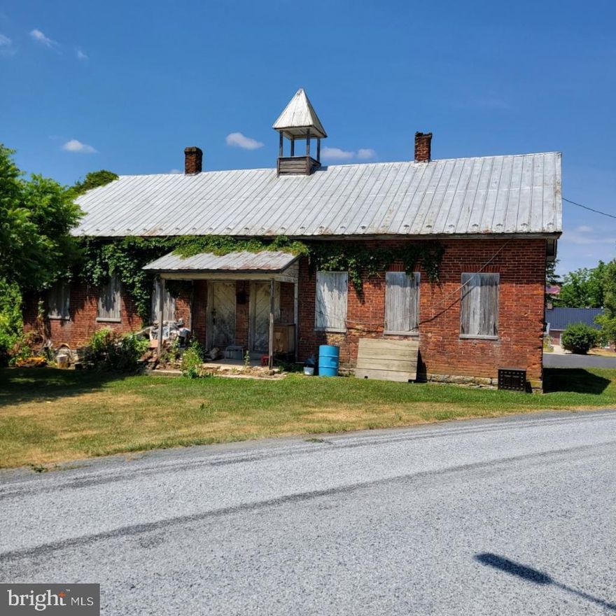 Charming 1800's former Two room schoolhouse:  Versatile Property for Residential or Commercial Use.
Former two-room schoolhouse built in the1800's, now ready to be transformed to suit your vision.  
Whether you dream of creating a distinctive home, launching an antique business, or establishing an inspiring workspace, this property provides the perfect canvas.
The surrounding grounds offer ample space for parking and outdoor displays.
Don't miss your chance to own a piece of history.