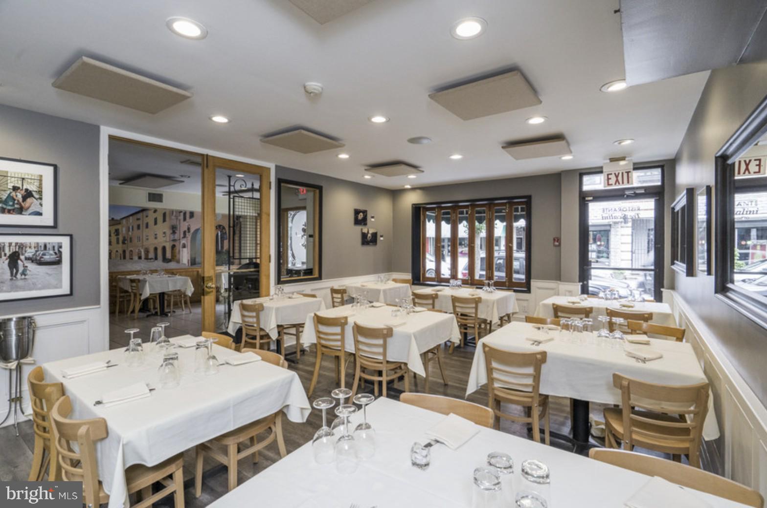 PASSYUNK SQUARE - Commercial Sale