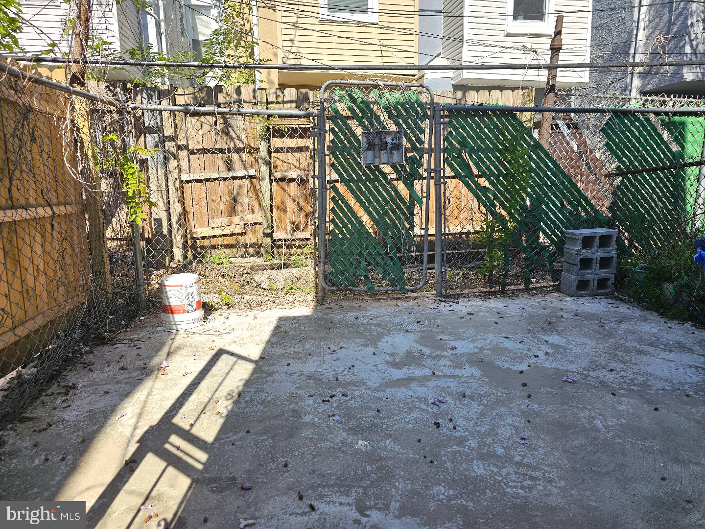 POINT BREEZE - Residential